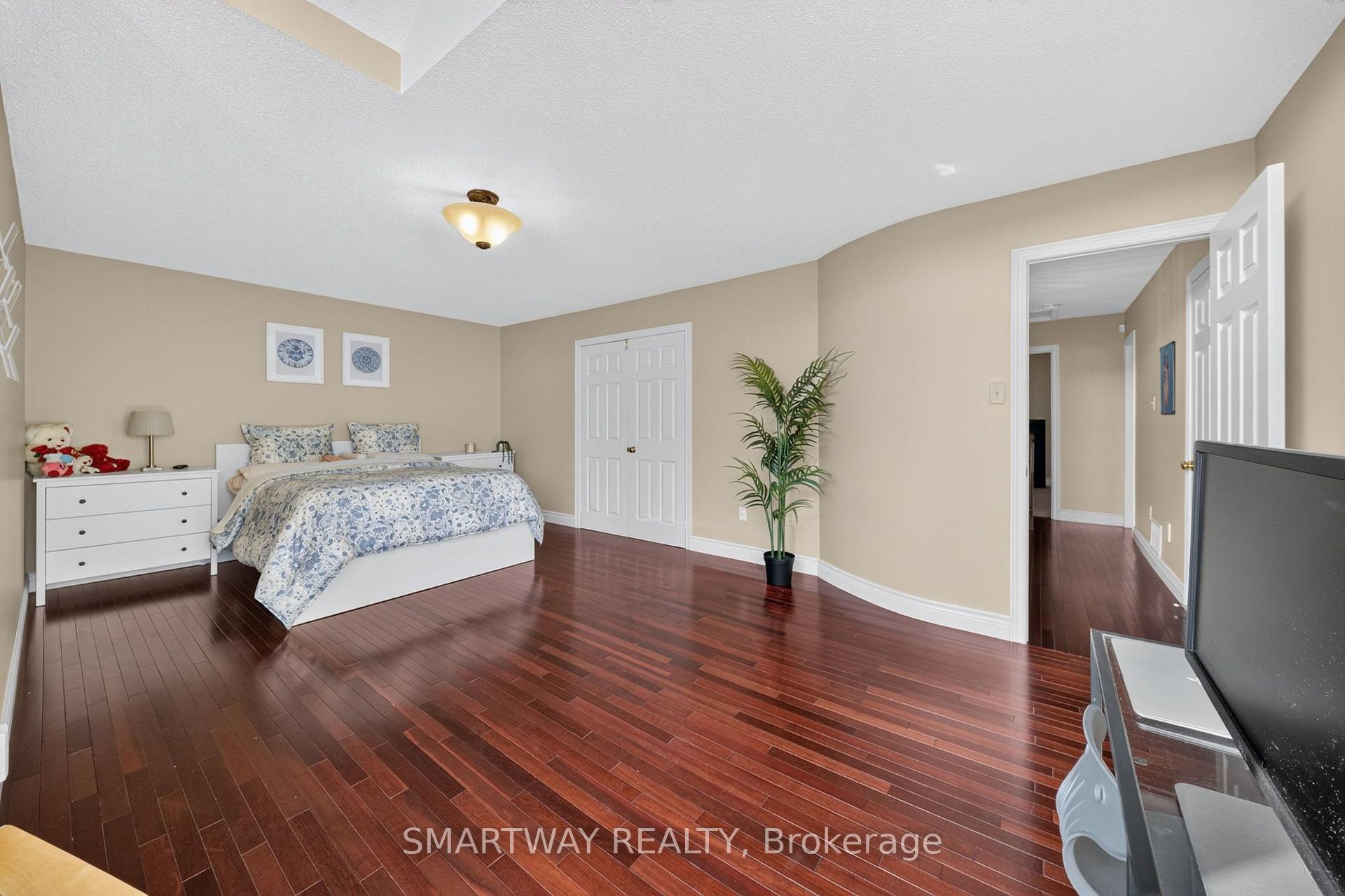 Photo 29 of 50 Killarney Court, Brampton, Heart Lake East — HOMEH