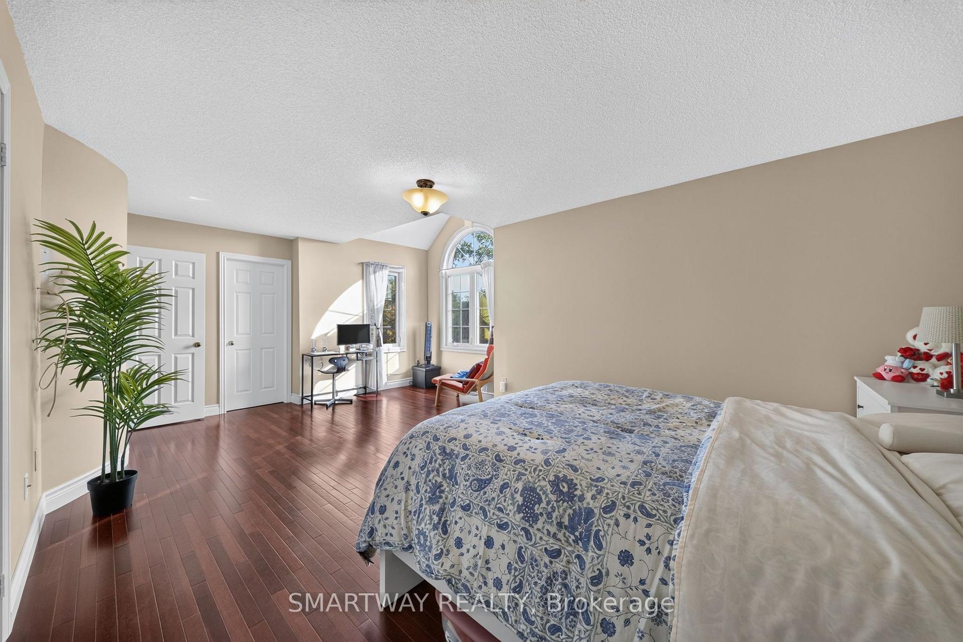 Photo 30 of 50 Killarney Court, Brampton, Heart Lake East — HOMEH