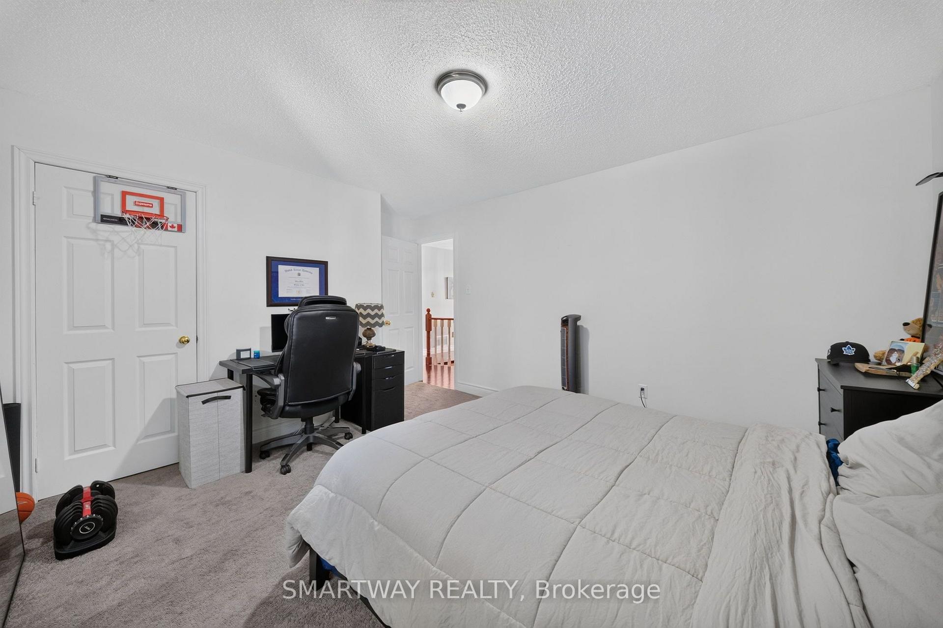 Photo 36 of 50 Killarney Court, Brampton, Heart Lake East — HOMEH