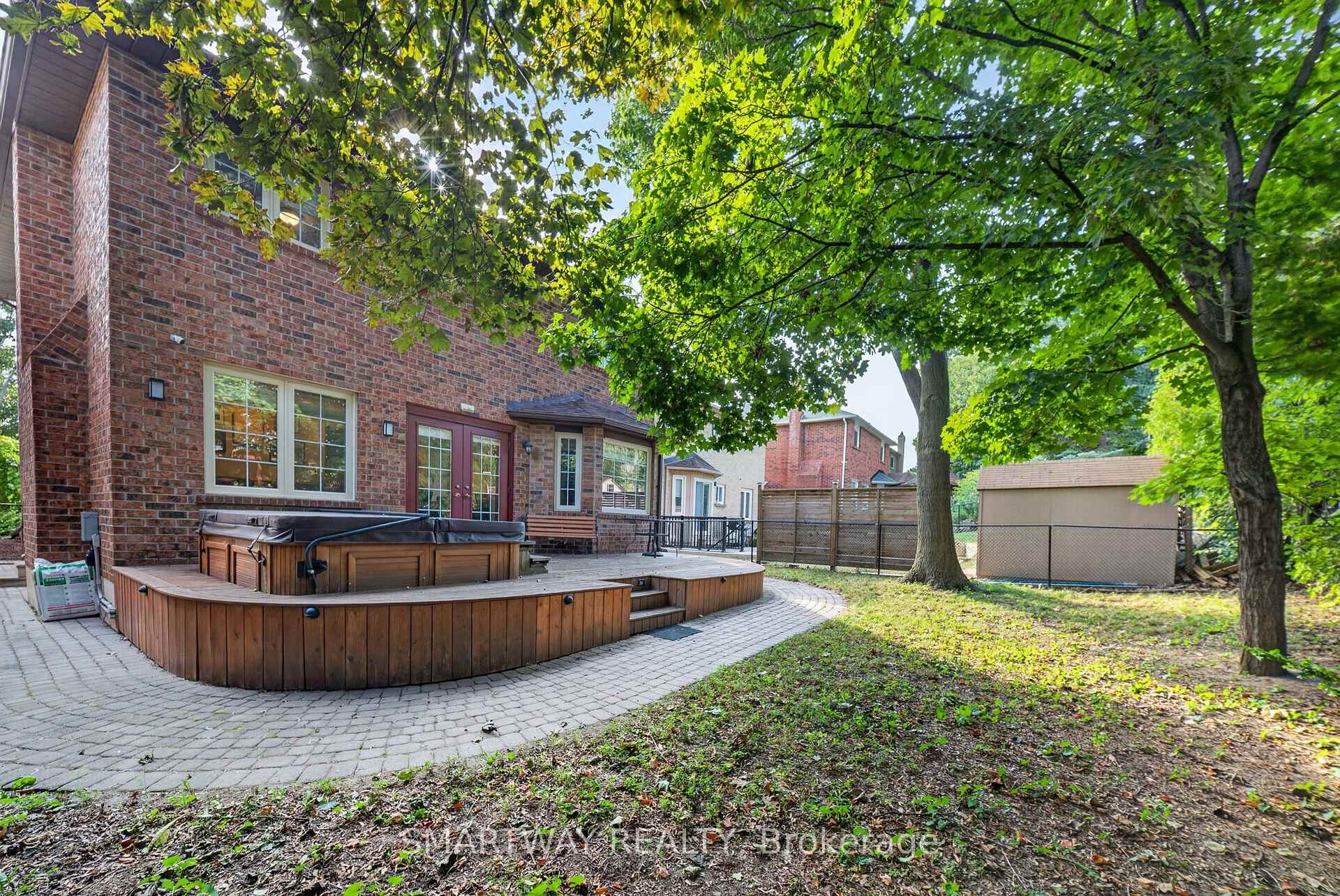 Photo 44 of 50 Killarney Court, Brampton, Heart Lake East — HOMEH
