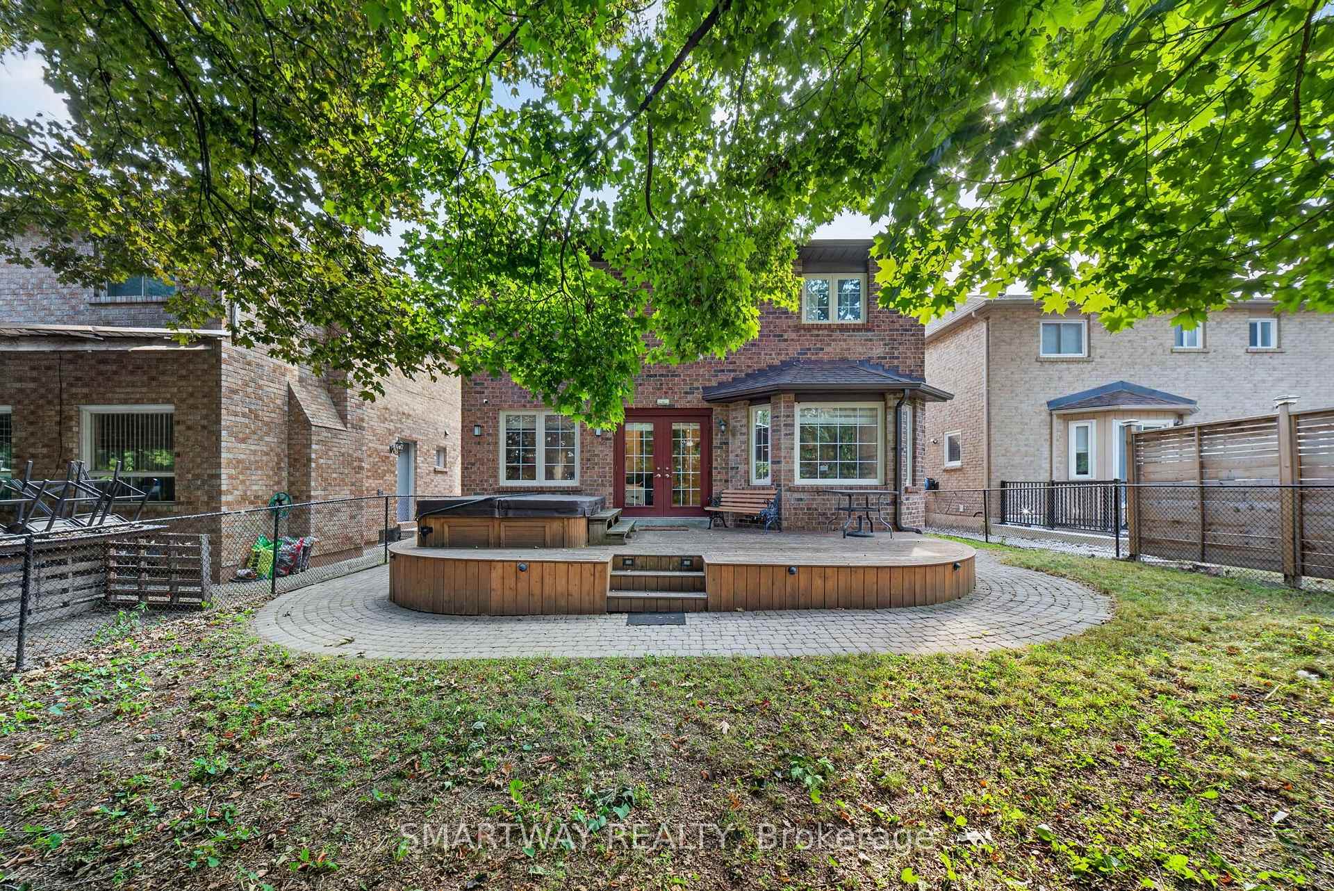 Photo 45 of 50 Killarney Court, Brampton, Heart Lake East — HOMEH