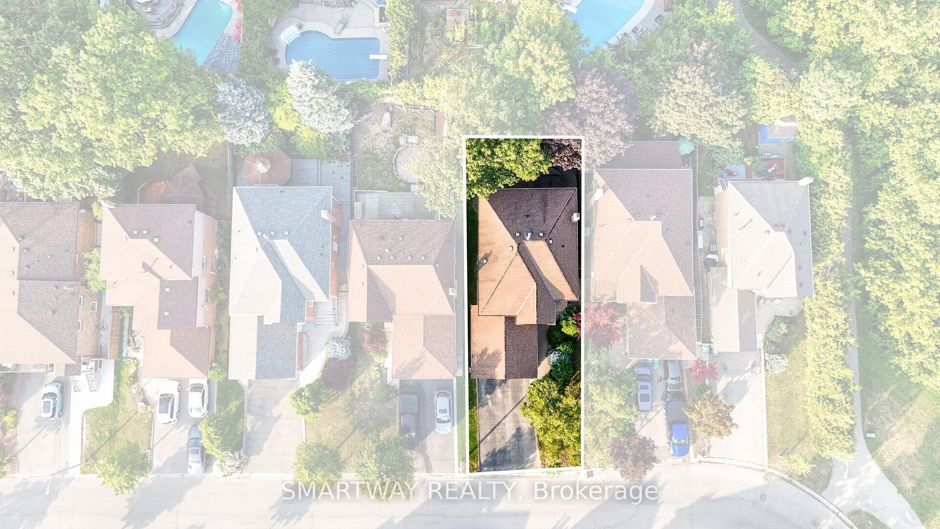 Photo 48 of 50 Killarney Court, Brampton, Heart Lake East — HOMEH