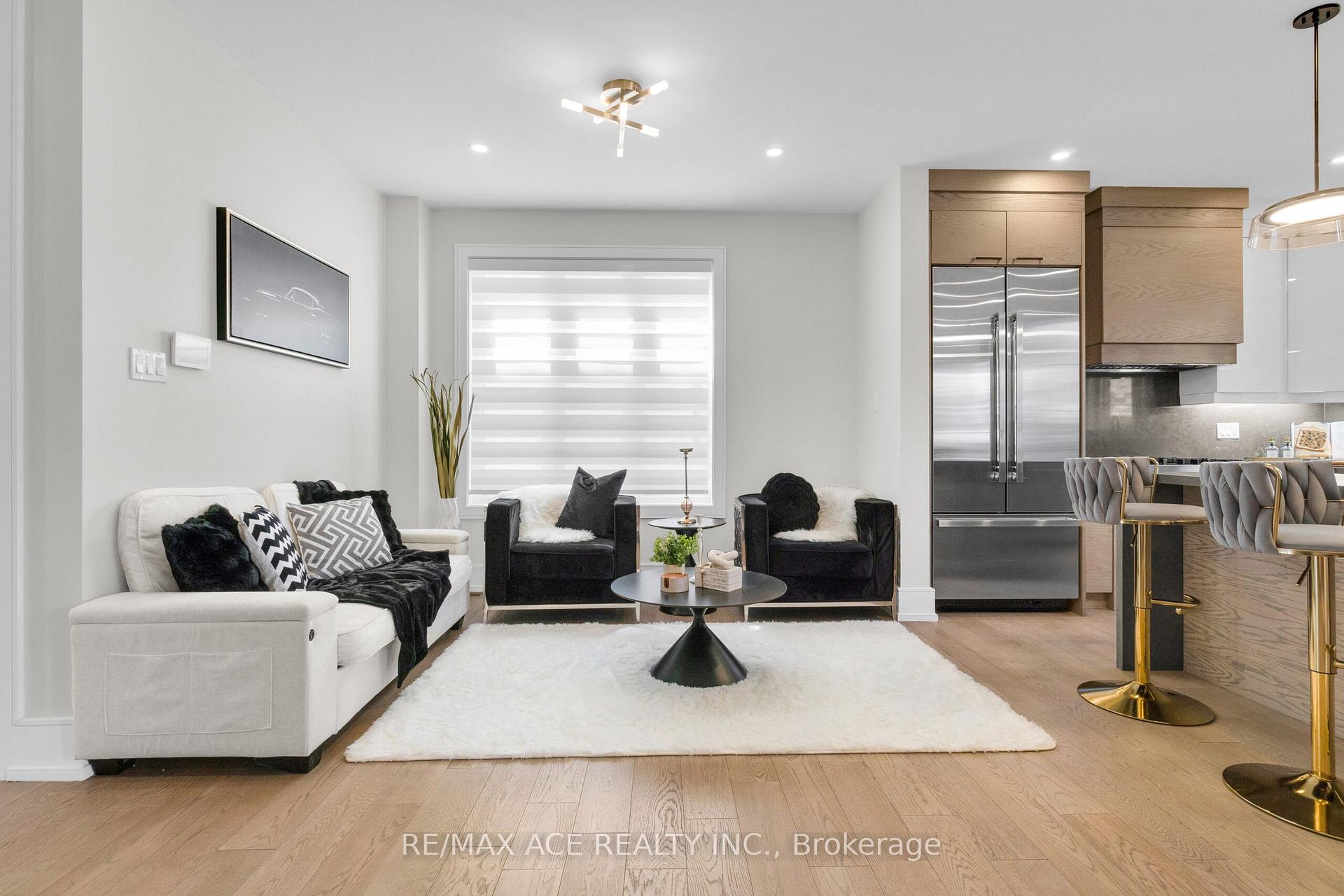 Photo 9 of 46 Sunnypoint Crescent, Scarborough, Cliffcrest — HOMEH