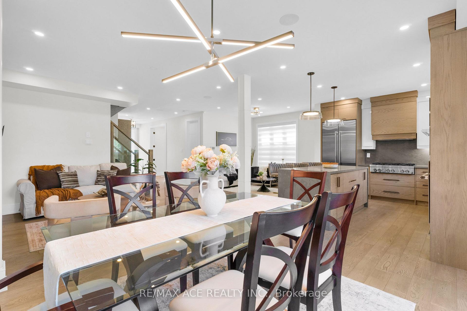 Photo 14 of 46 Sunnypoint Crescent, Scarborough, Cliffcrest — HOMEH