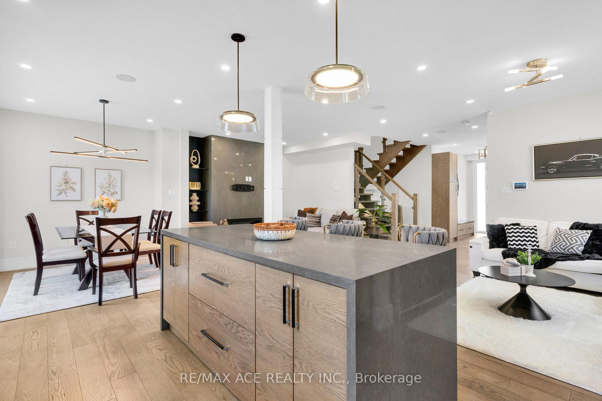 Photo 13 of 46 Sunnypoint Crescent, Scarborough, Cliffcrest — HOMEH