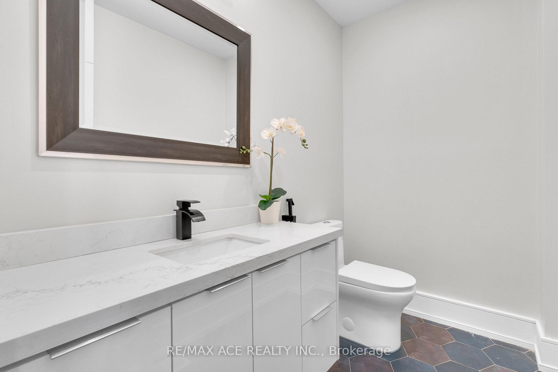 Photo 17 of 46 Sunnypoint Crescent, Scarborough, Cliffcrest — HOMEH