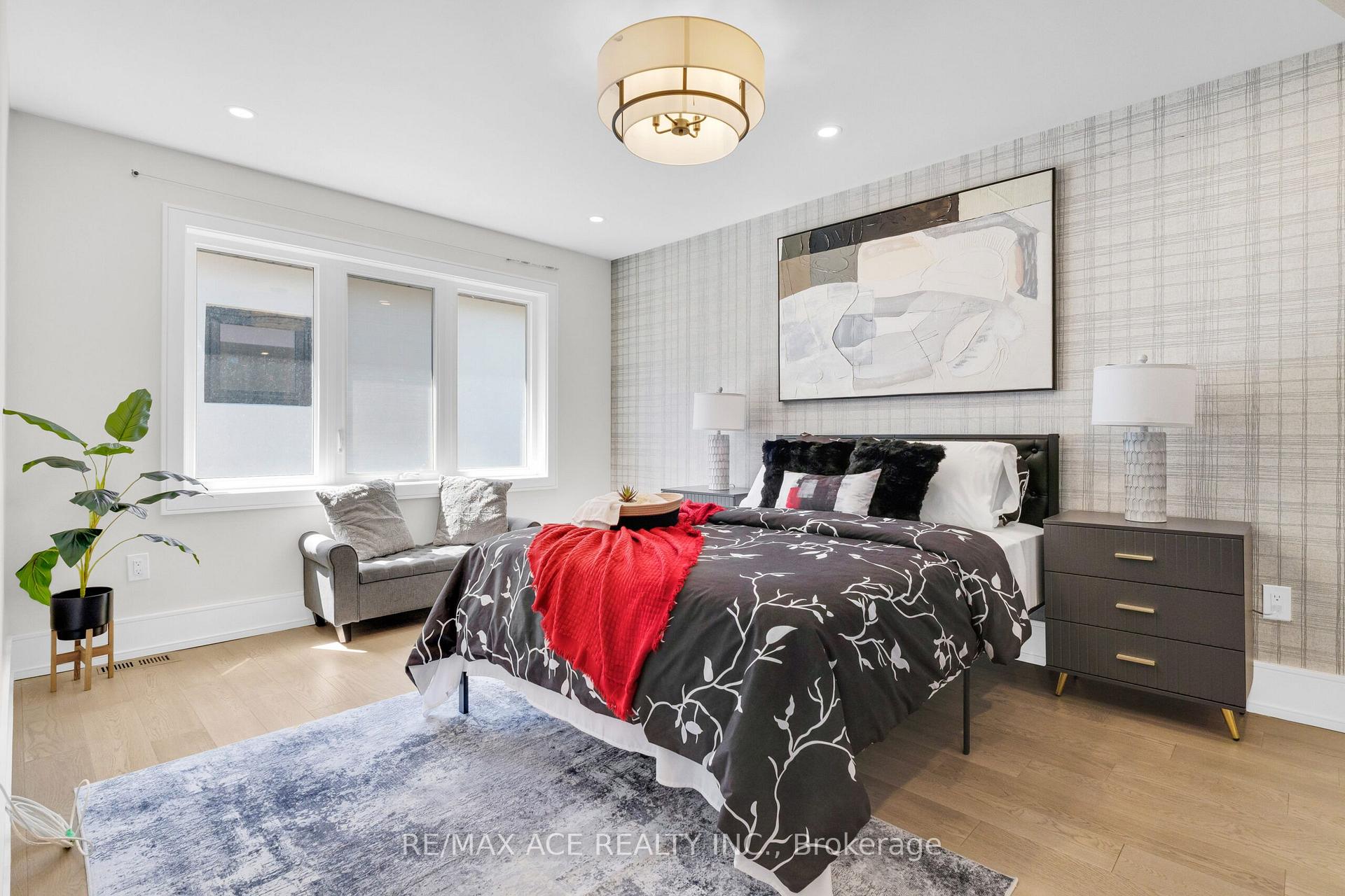 Photo 19 of 46 Sunnypoint Crescent, Scarborough, Cliffcrest — HOMEH