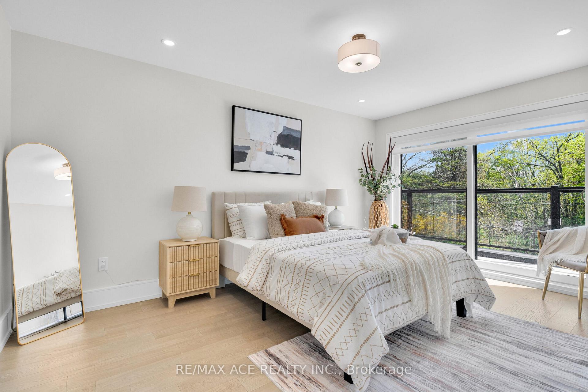 Photo 24 of 46 Sunnypoint Crescent, Scarborough, Cliffcrest — HOMEH