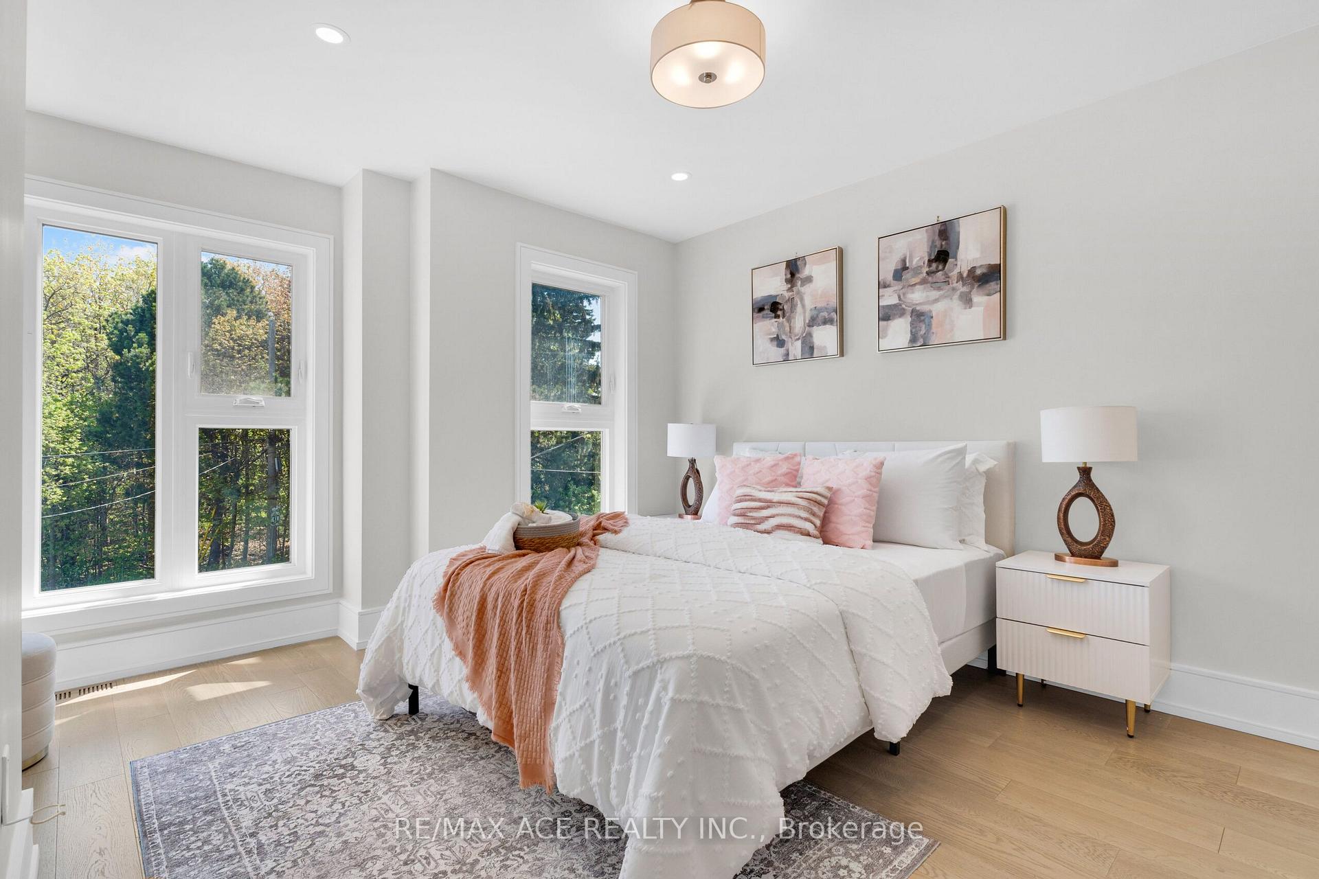 Photo 26 of 46 Sunnypoint Crescent, Scarborough, Cliffcrest — HOMEH