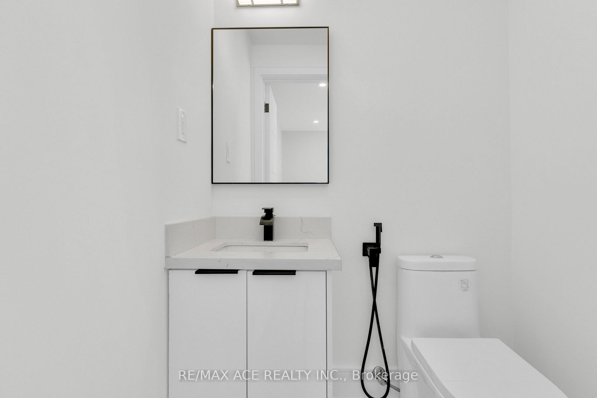 Photo 29 of 46 Sunnypoint Crescent, Scarborough, Cliffcrest — HOMEH