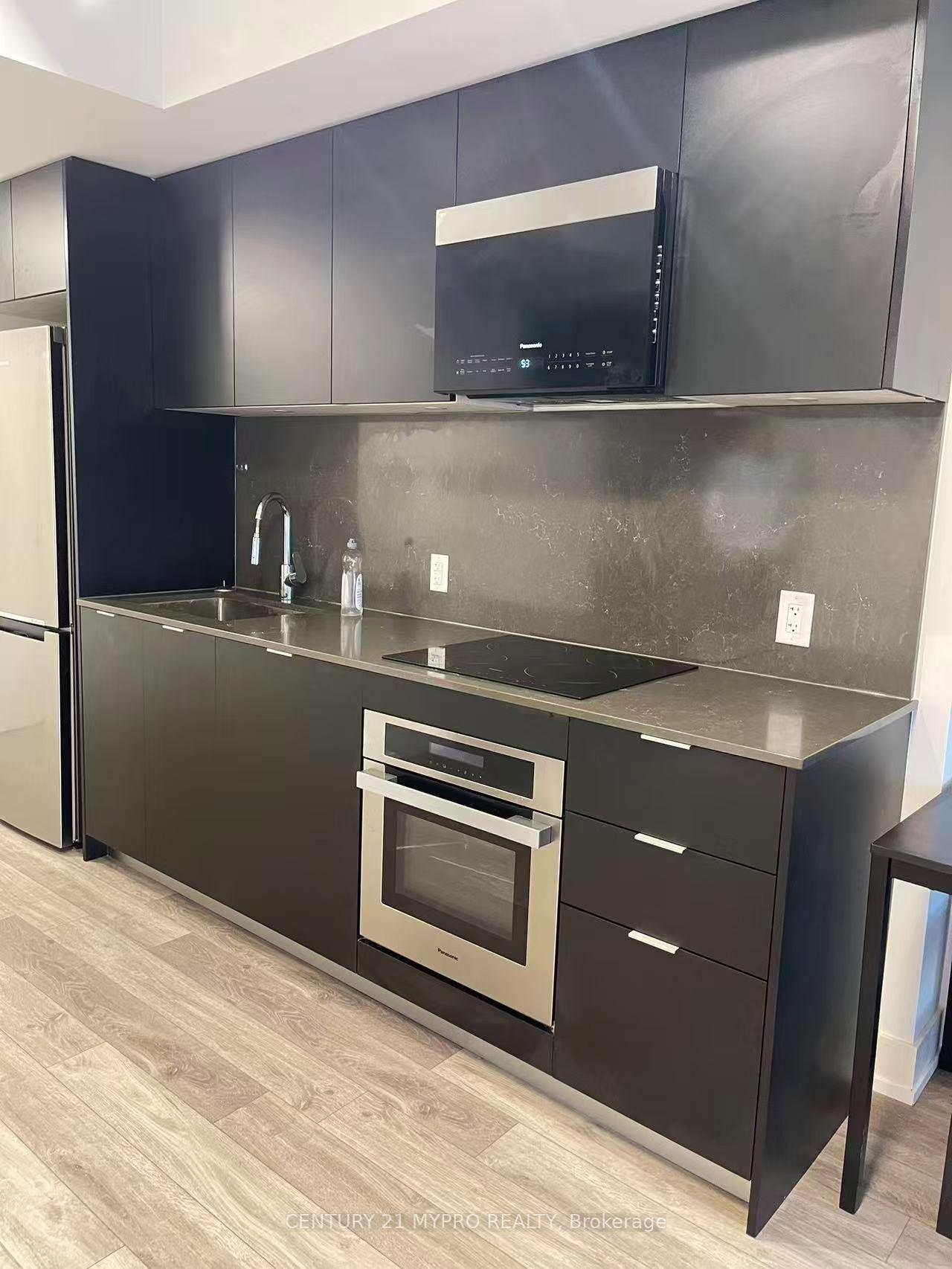 Photo 3 of Unit 812, 9 Clegg Road, Markham, Unionville — HOMEH