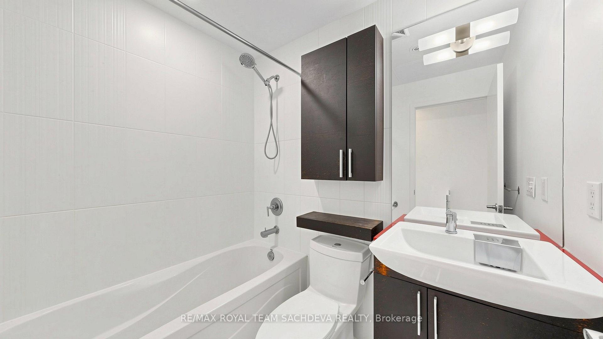 Photo 54 of Unit 3003, 25 Capreol Court, Toronto, Waterfront Communities — HOMEH