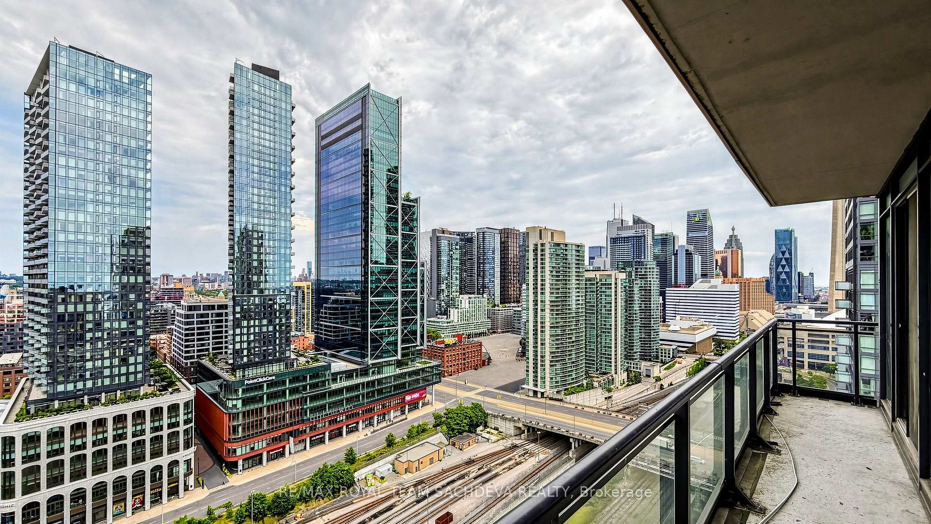 Photo 60 of Unit 3003, 25 Capreol Court, Toronto, Waterfront Communities — HOMEH
