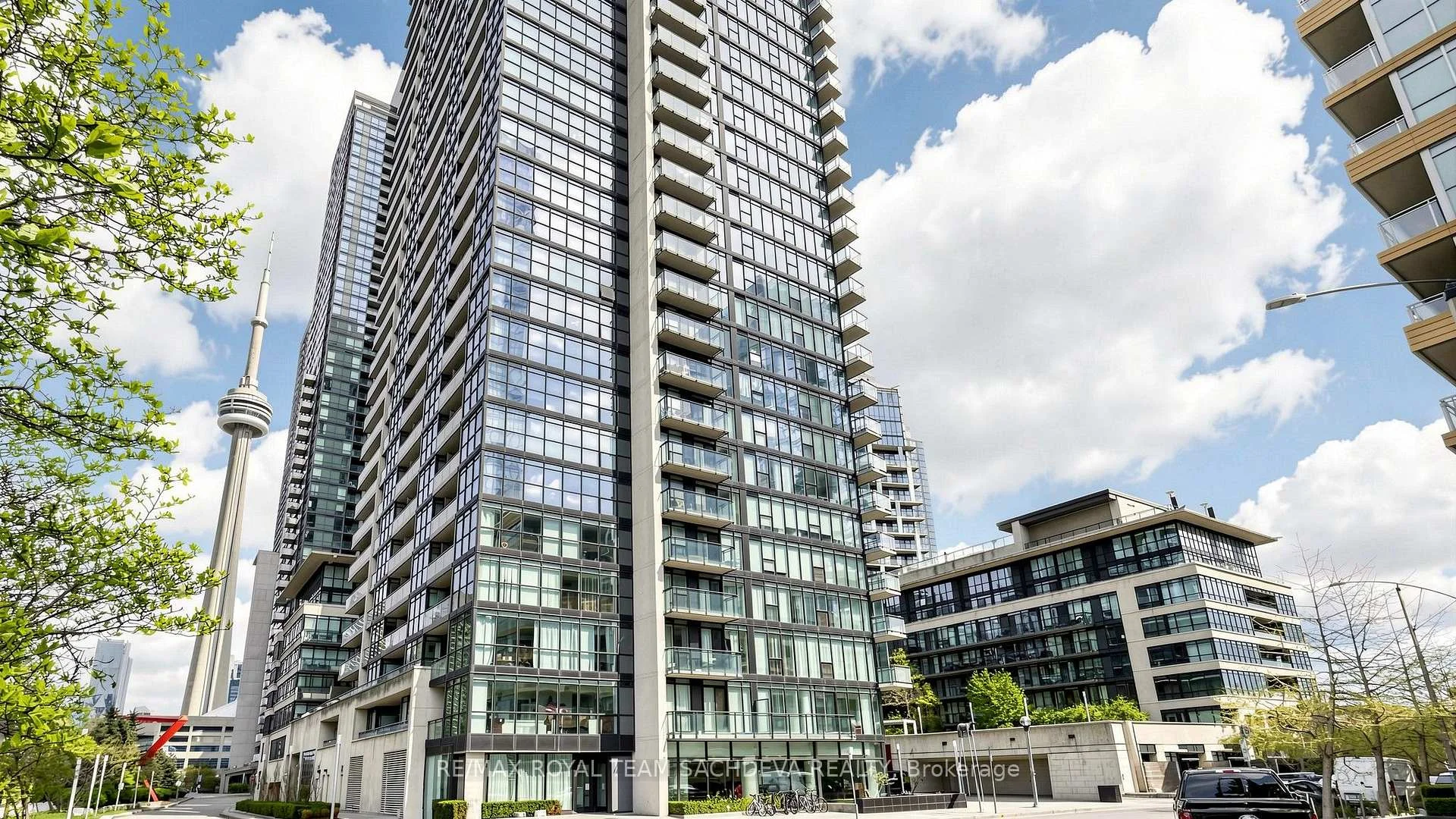Photo 19 of Unit 3003, 25 Capreol Court, Toronto, Waterfront Communities — HOMEH