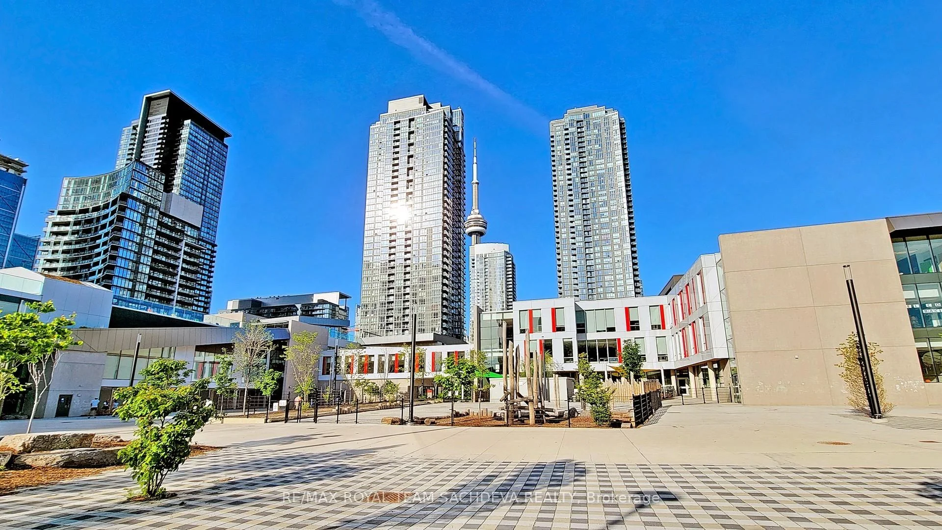 Photo 27 of Unit 3003, 25 Capreol Court, Toronto, Waterfront Communities — HOMEH