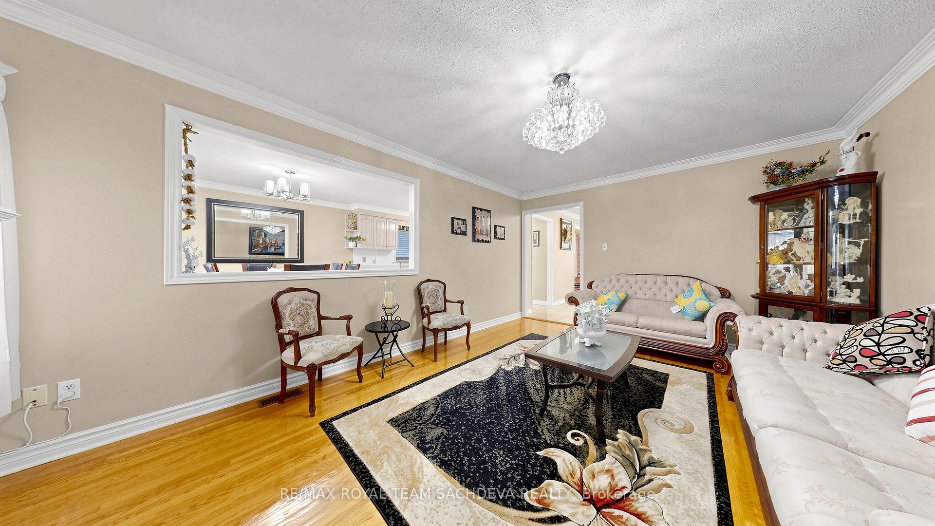 Photo 12 of 11 Devonridge Crescent, Scarborough, Highland Creek — HOMEH