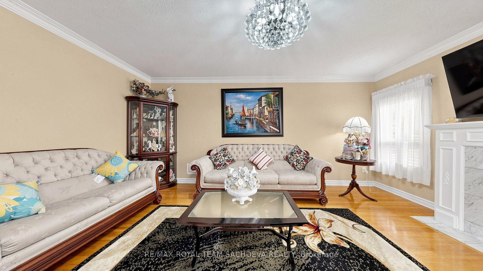Photo 13 of 11 Devonridge Crescent, Scarborough, Highland Creek — HOMEH