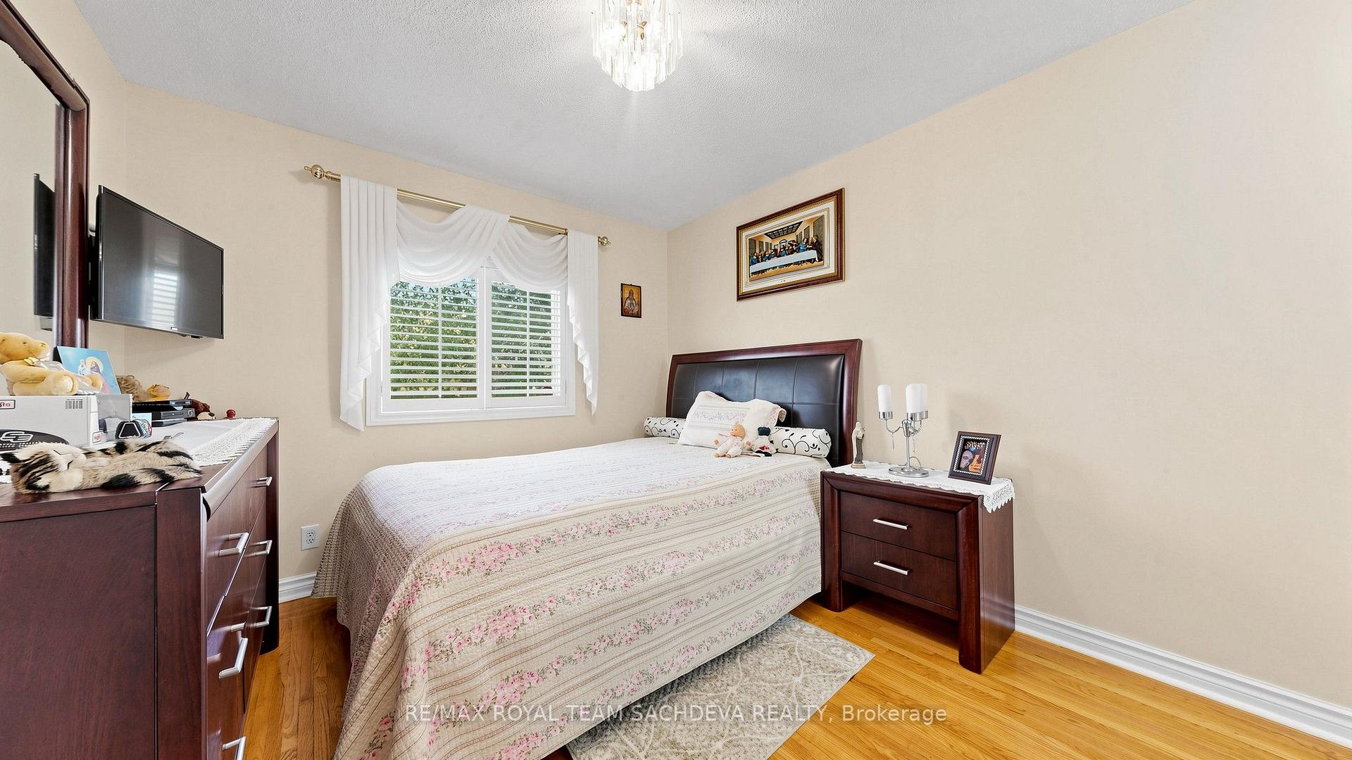 Photo 27 of 11 Devonridge Crescent, Scarborough, Highland Creek — HOMEH