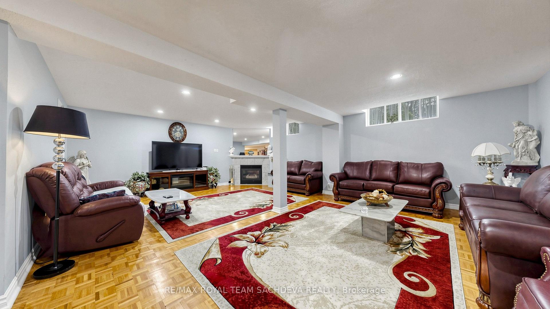 Photo 32 of 11 Devonridge Crescent, Scarborough, Highland Creek — HOMEH