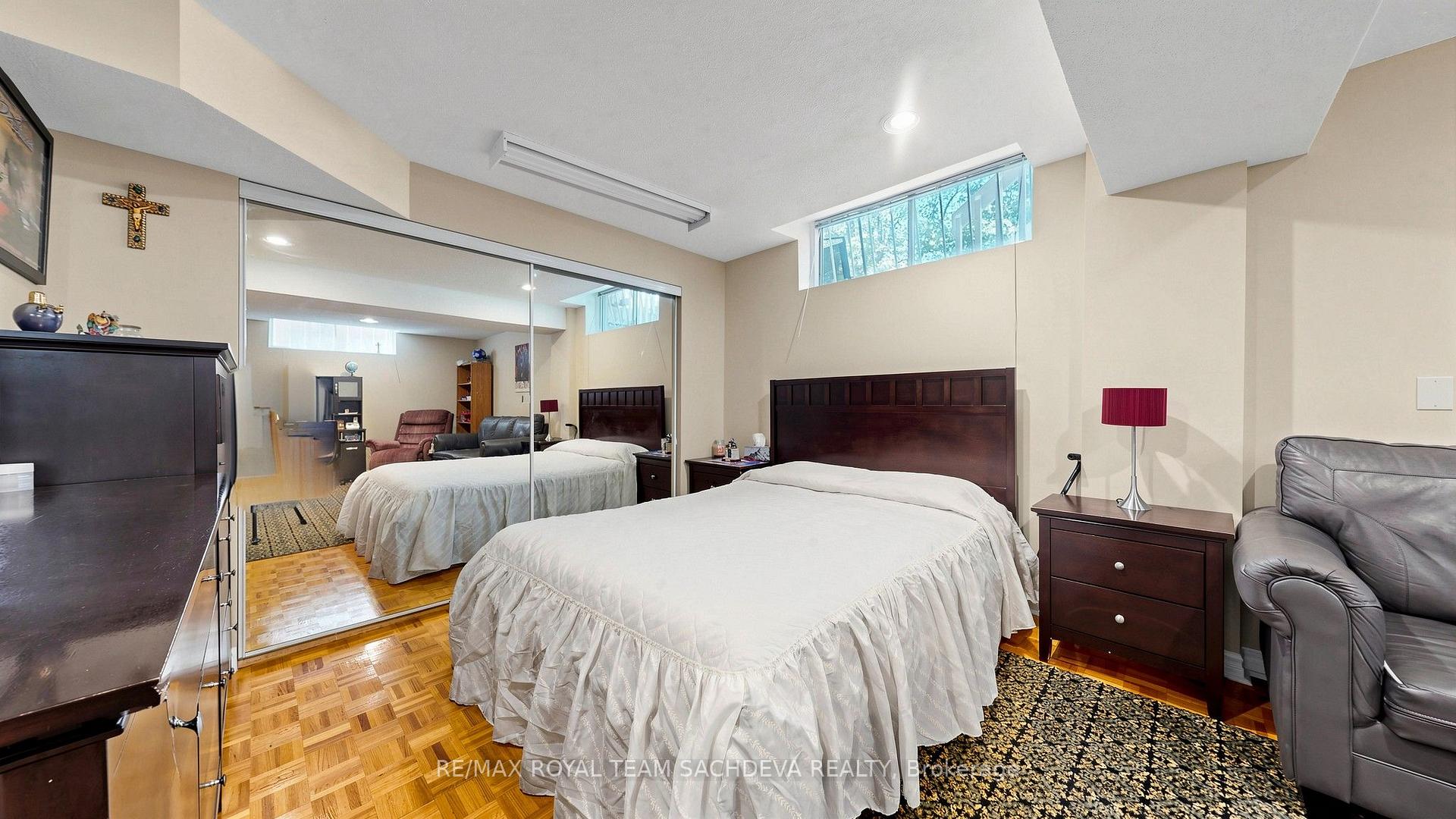 Photo 39 of 11 Devonridge Crescent, Scarborough, Highland Creek — HOMEH