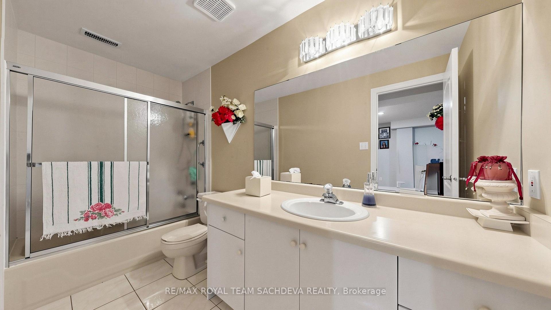Photo 41 of 11 Devonridge Crescent, Scarborough, Highland Creek — HOMEH