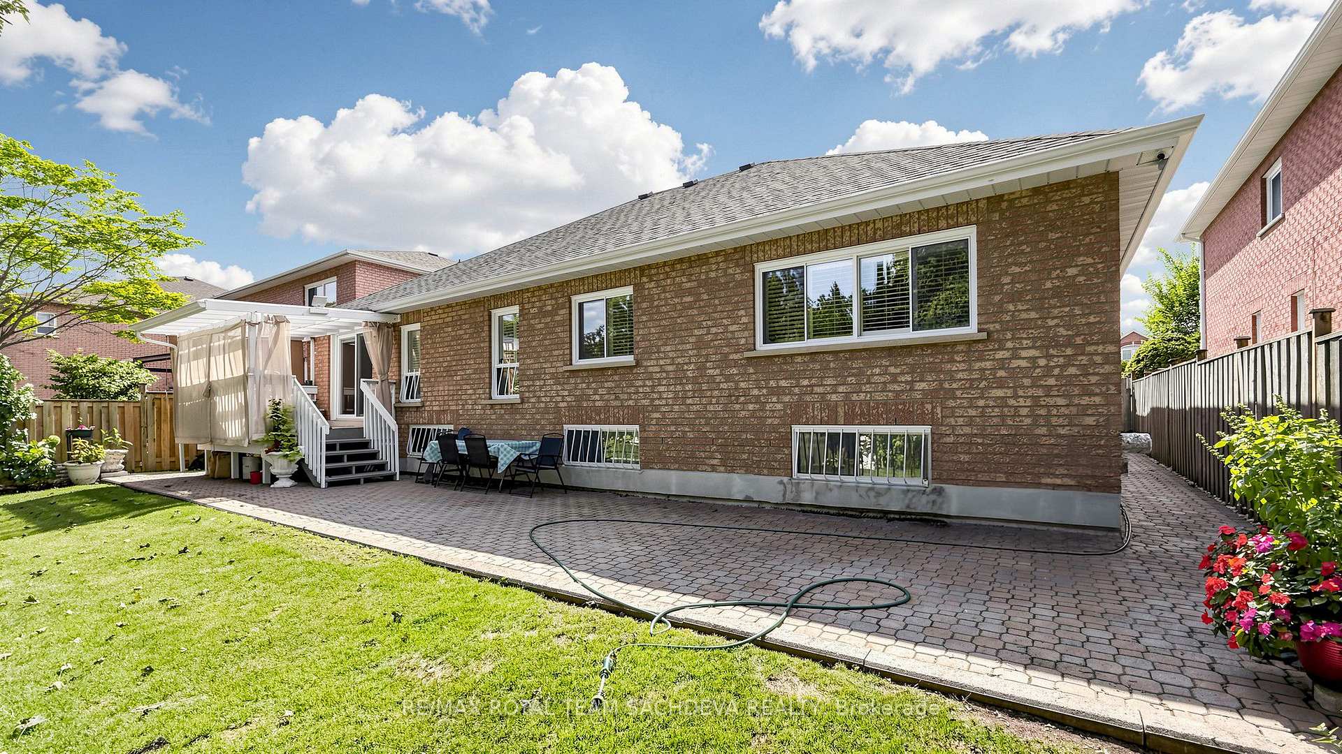 Photo 46 of 11 Devonridge Crescent, Scarborough, Highland Creek — HOMEH