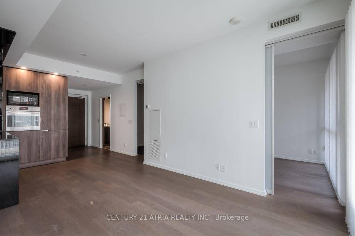 Photo 7 of Unit 2508, 70 Temperance Street, Toronto, Bay Street Corridor — HOMEH