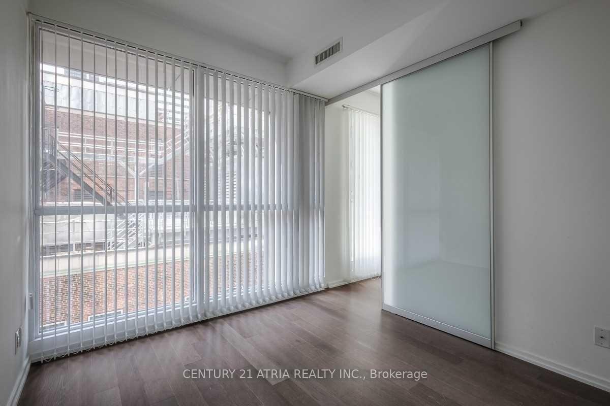 Photo 9 of Unit 2508, 70 Temperance Street, Toronto, Bay Street Corridor — HOMEH