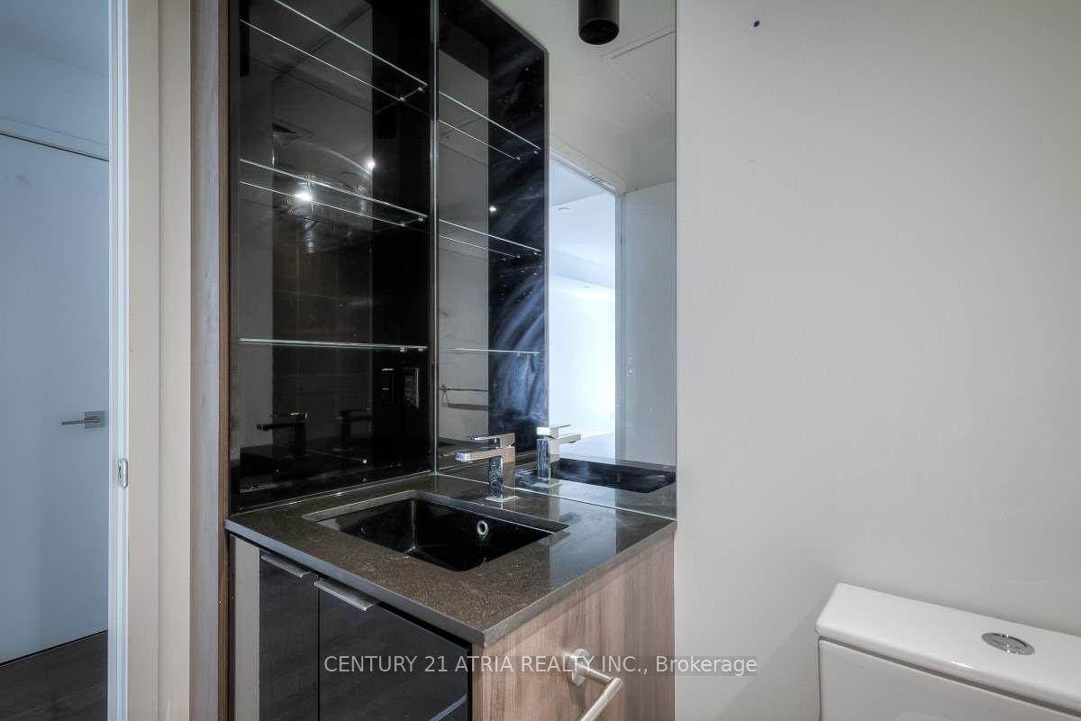 Photo 11 of Unit 2508, 70 Temperance Street, Toronto, Bay Street Corridor — HOMEH