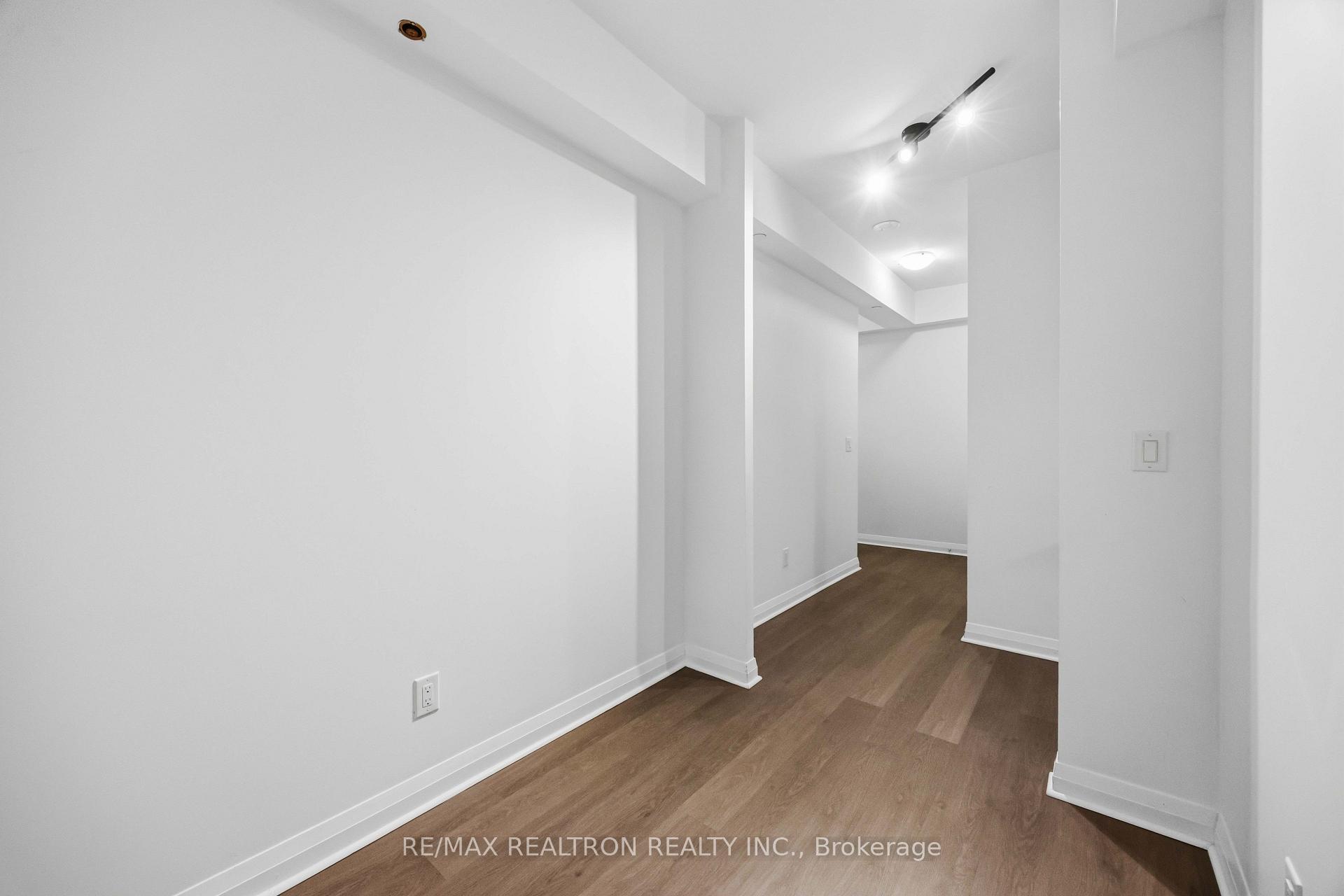 Photo 17 of Unit 1904, 55 Oneida Crescent, Richmond Hill, Langstaff — HOMEH