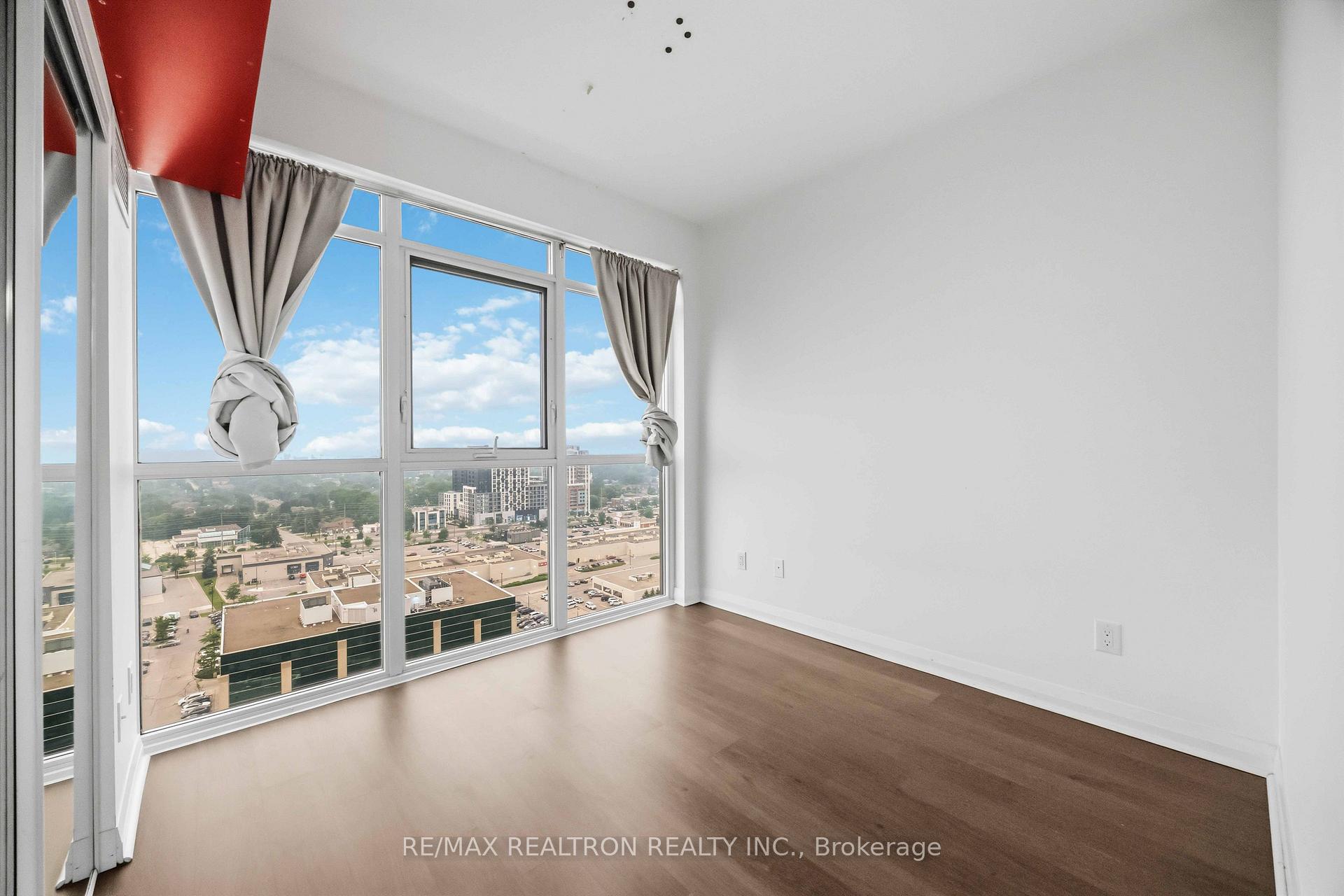 Photo 25 of Unit 1904, 55 Oneida Crescent, Richmond Hill, Langstaff — HOMEH
