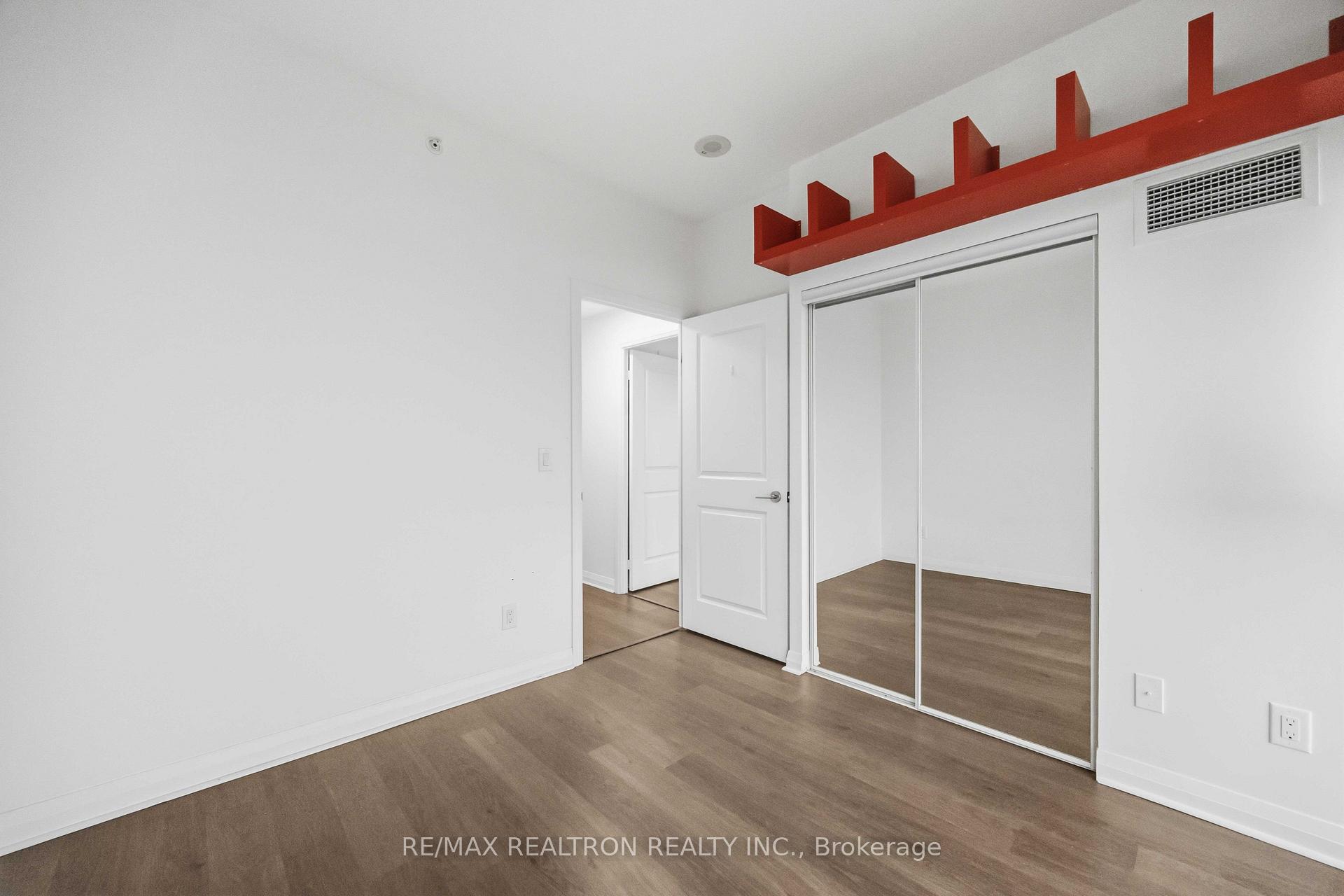 Photo 26 of Unit 1904, 55 Oneida Crescent, Richmond Hill, Langstaff — HOMEH