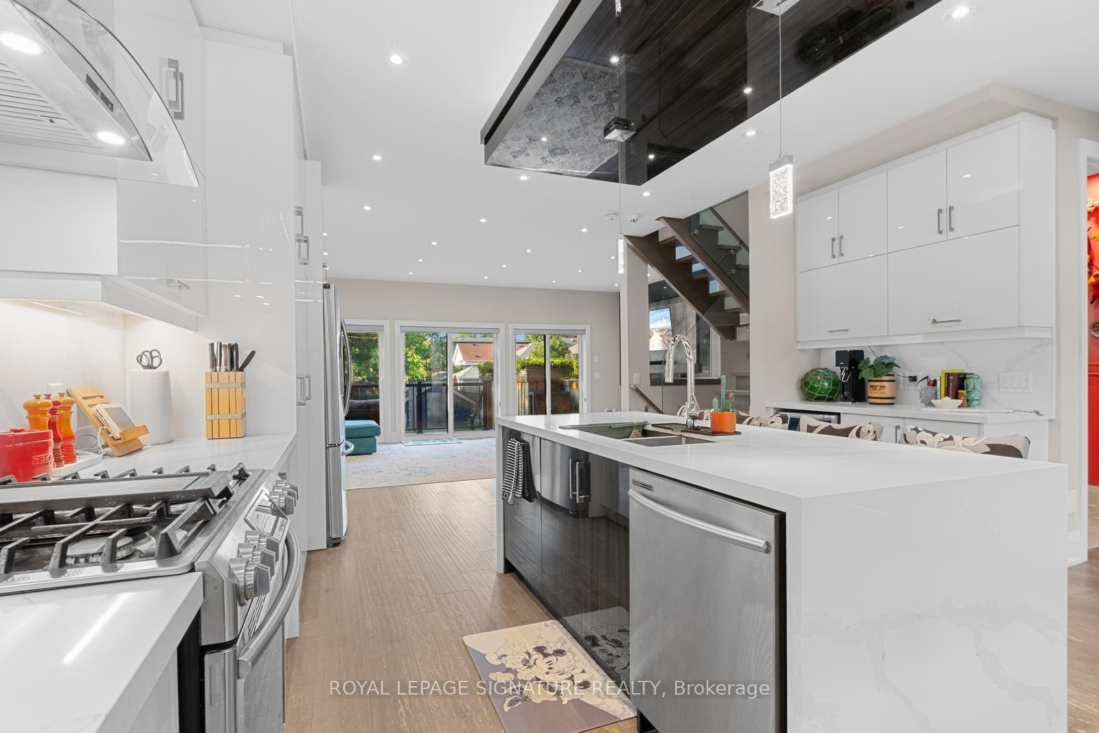 Photo 9 of 8 Dunkirk Road, Toronto, Danforth Village-East York — HOMEH