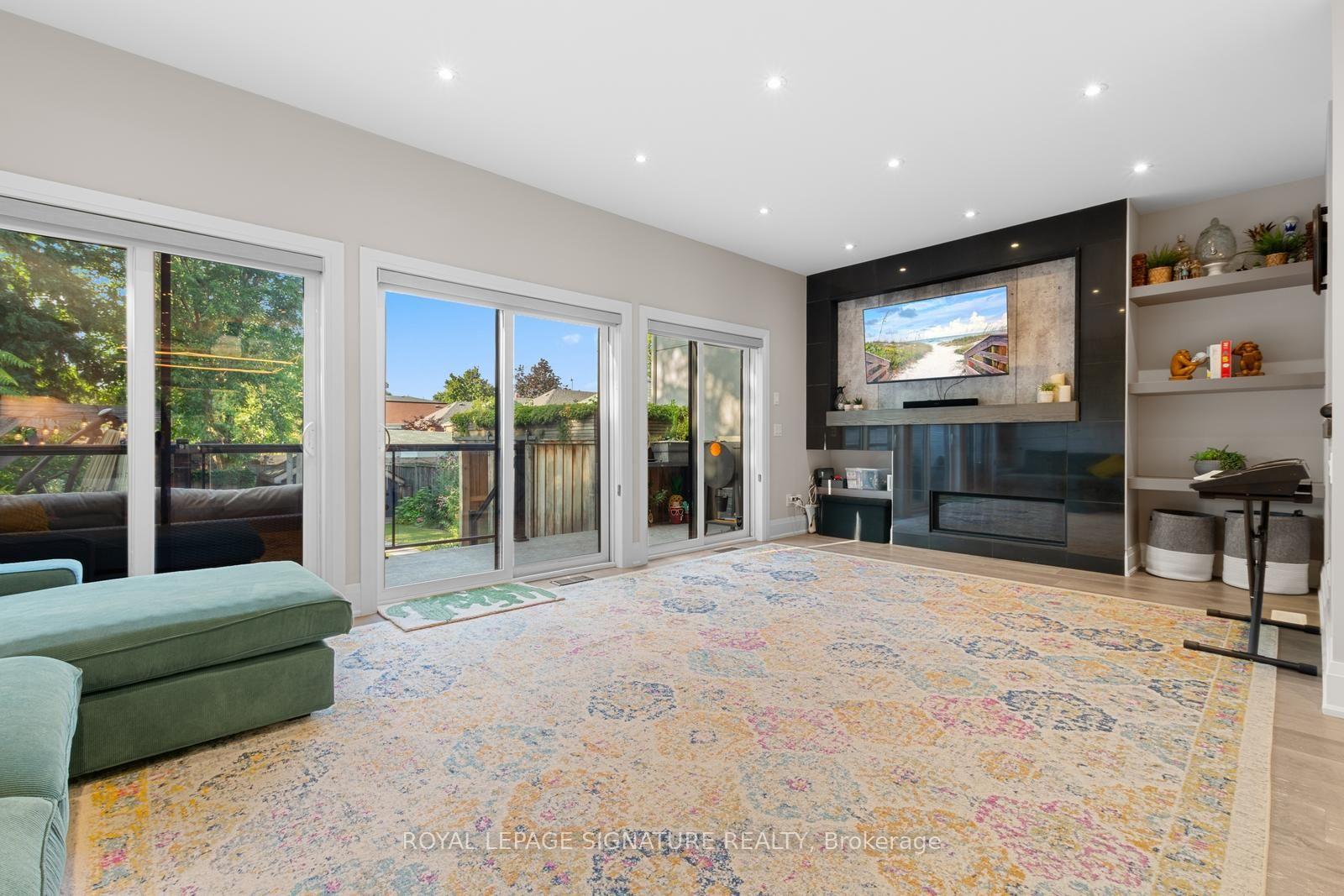 Photo 10 of 8 Dunkirk Road, Toronto, Danforth Village-East York — HOMEH