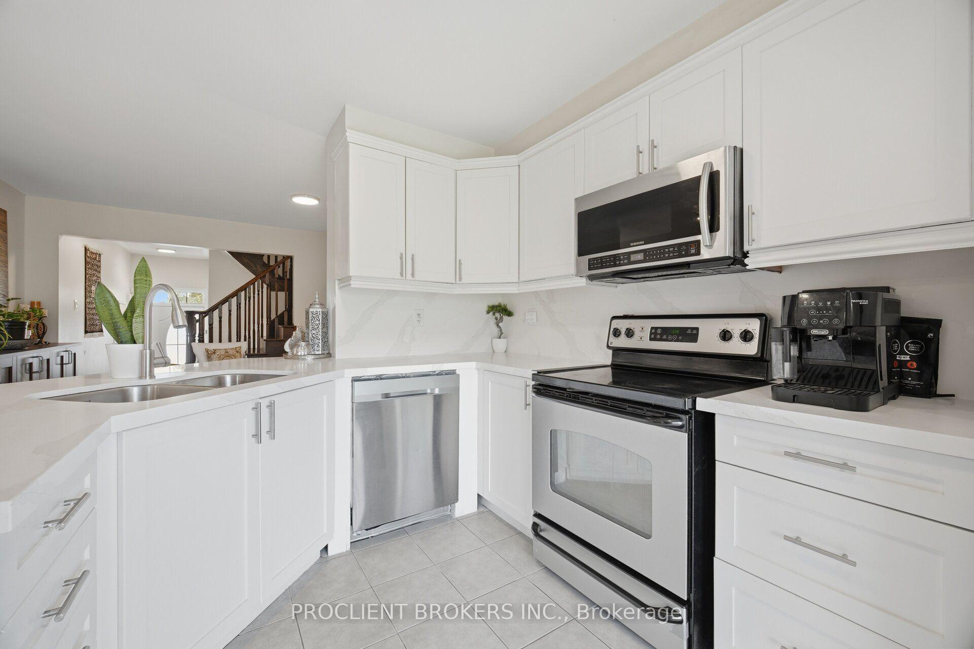 Photo 15 of 879 Brassard Circle, Milton, Willmott — HOMEH
