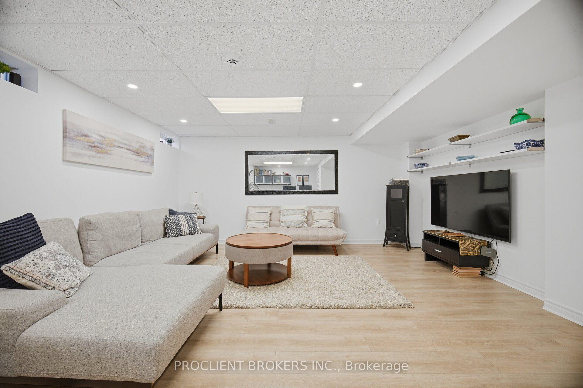 Photo 37 of 879 Brassard Circle, Milton, Willmott — HOMEH