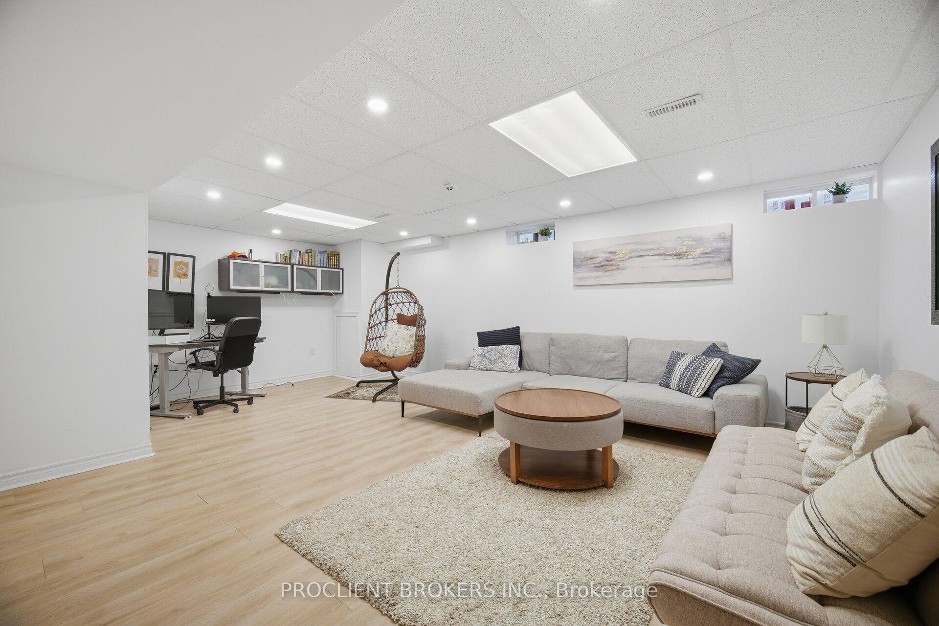 Photo 38 of 879 Brassard Circle, Milton, Willmott — HOMEH
