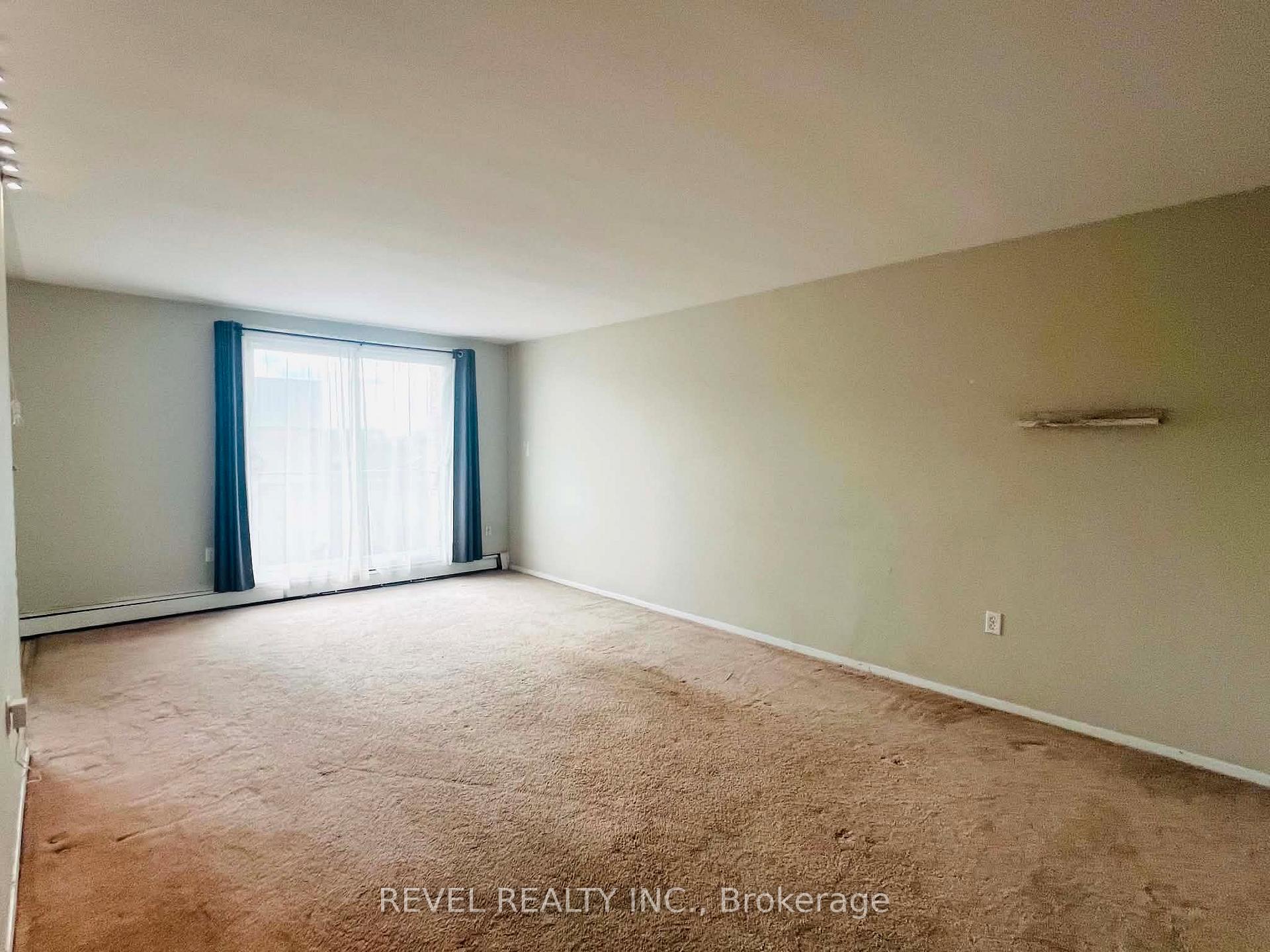 Photo 3 of Unit 809, 752 Kipps Lane, London, East A — HOMEH