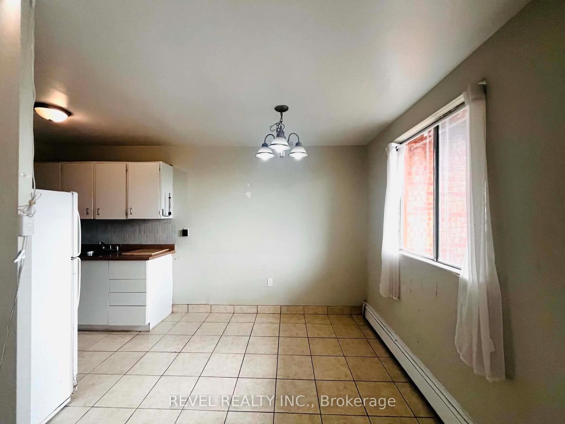 Photo 4 of Unit 809, 752 Kipps Lane, London, East A — HOMEH