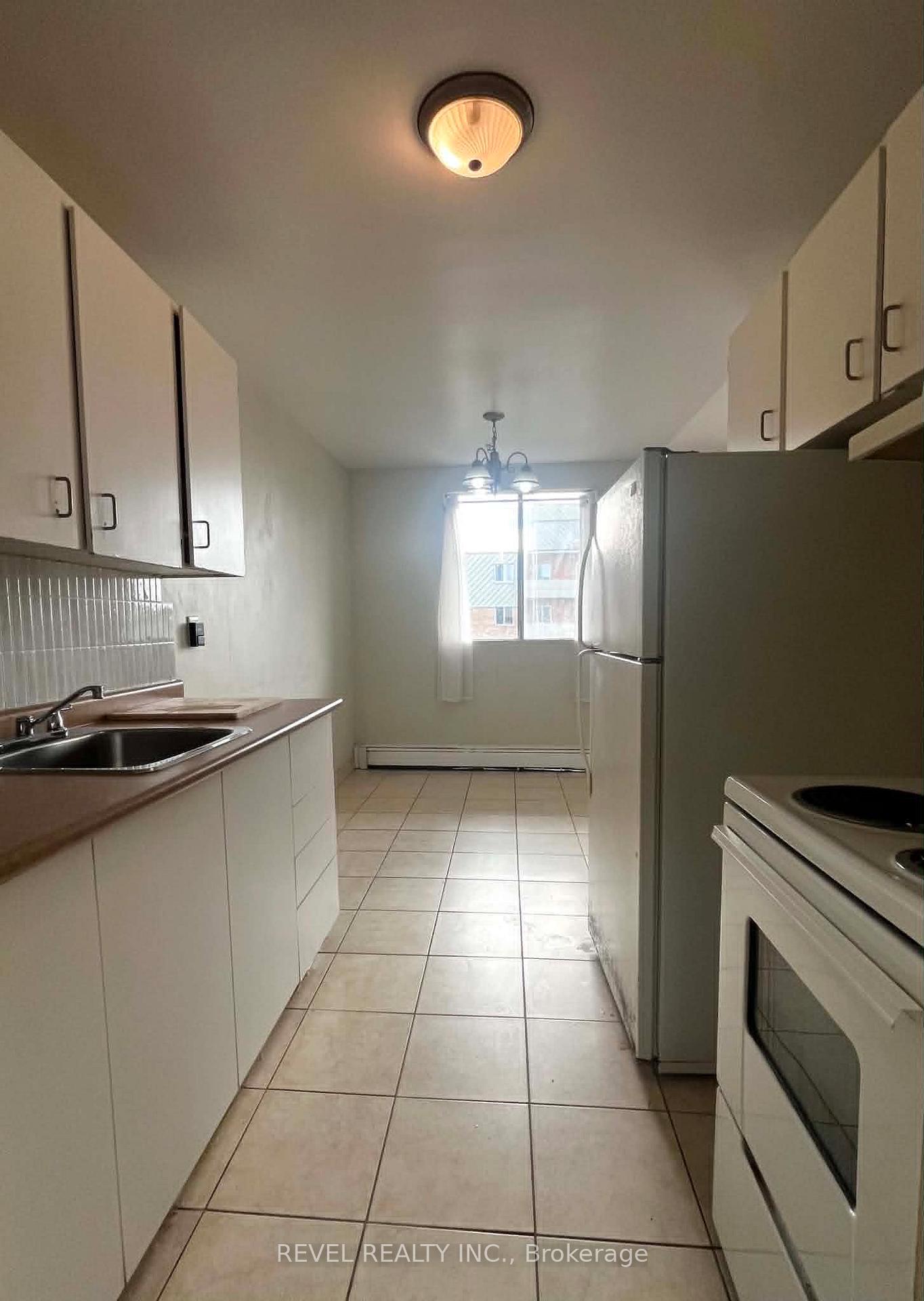 Photo 6 of Unit 809, 752 Kipps Lane, London, East A — HOMEH