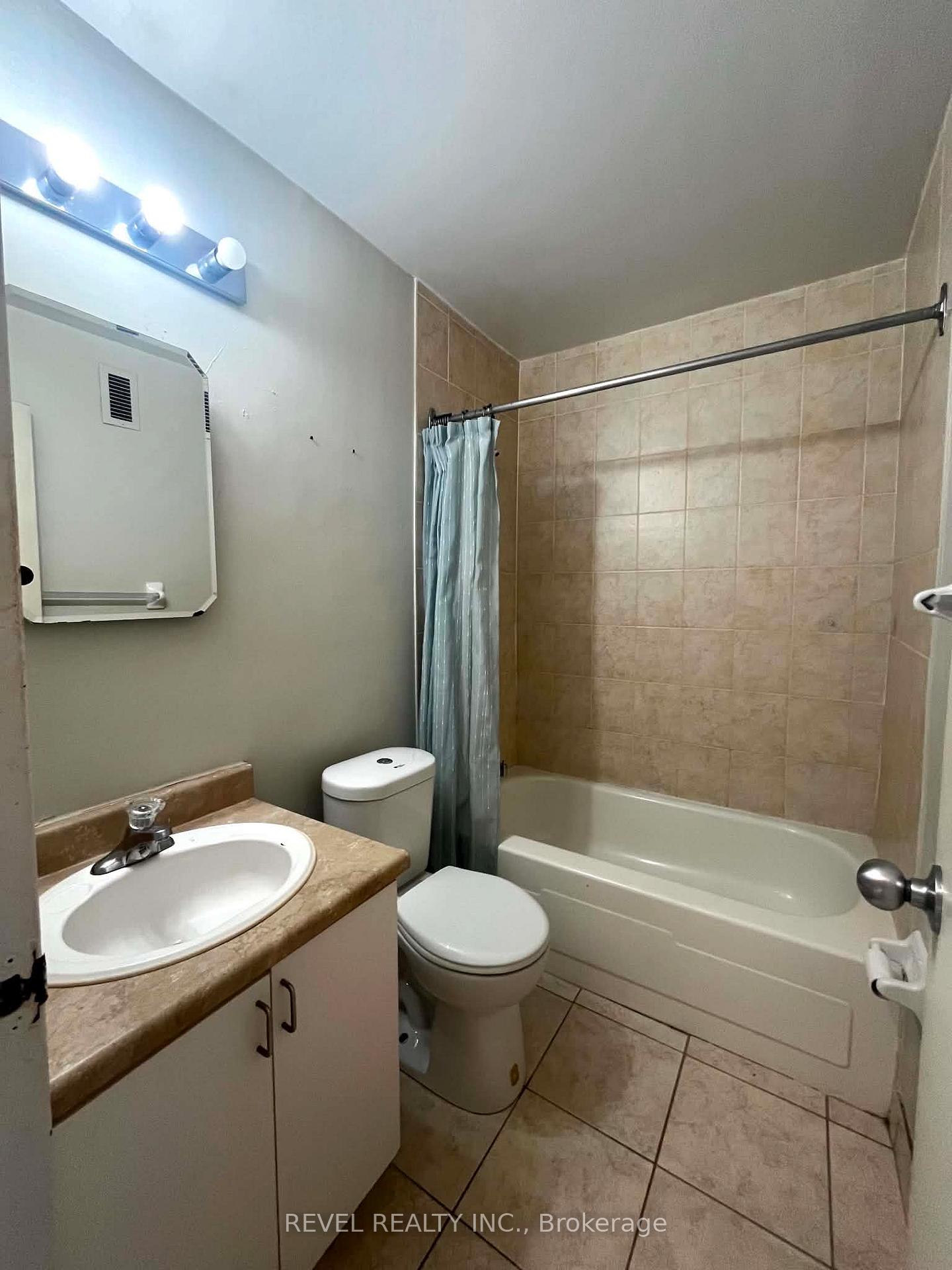 Photo 8 of Unit 809, 752 Kipps Lane, London, East A — HOMEH