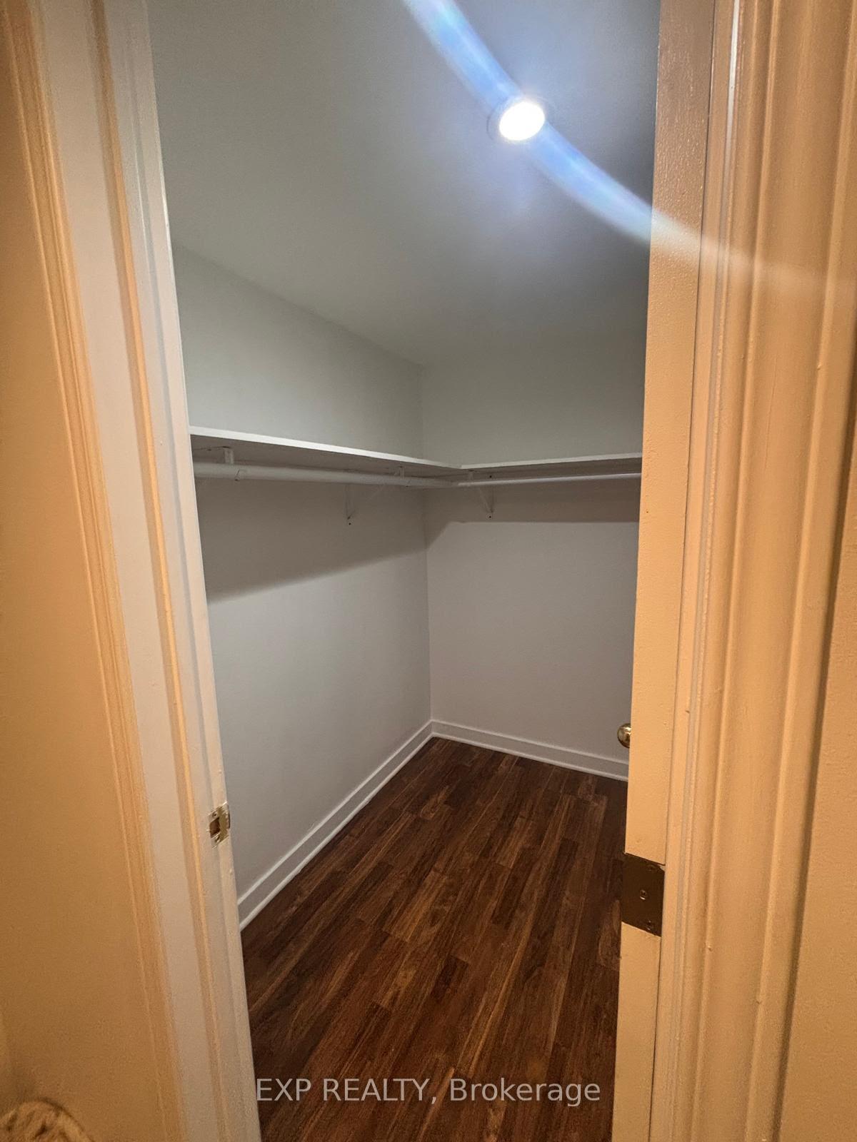 Photo 13 of 106 Corsica Private, Ottawa, Riverview Park — HOMEH
