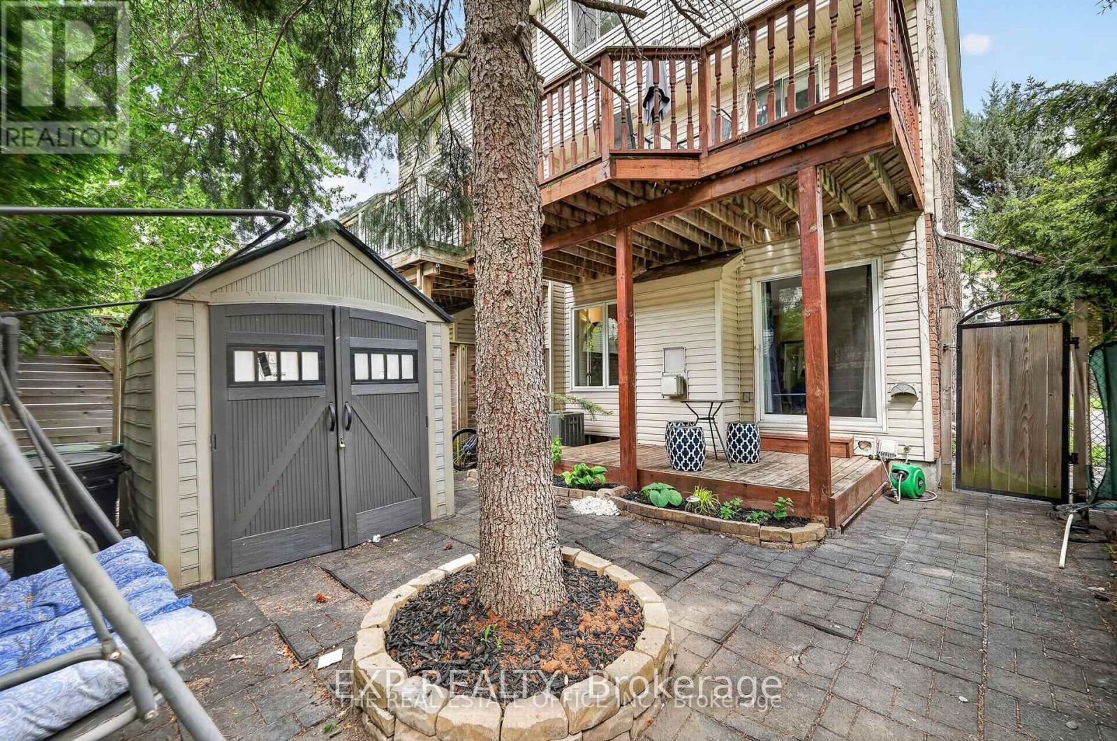 Photo 16 of 106 Corsica Private, Ottawa, Riverview Park — HOMEH