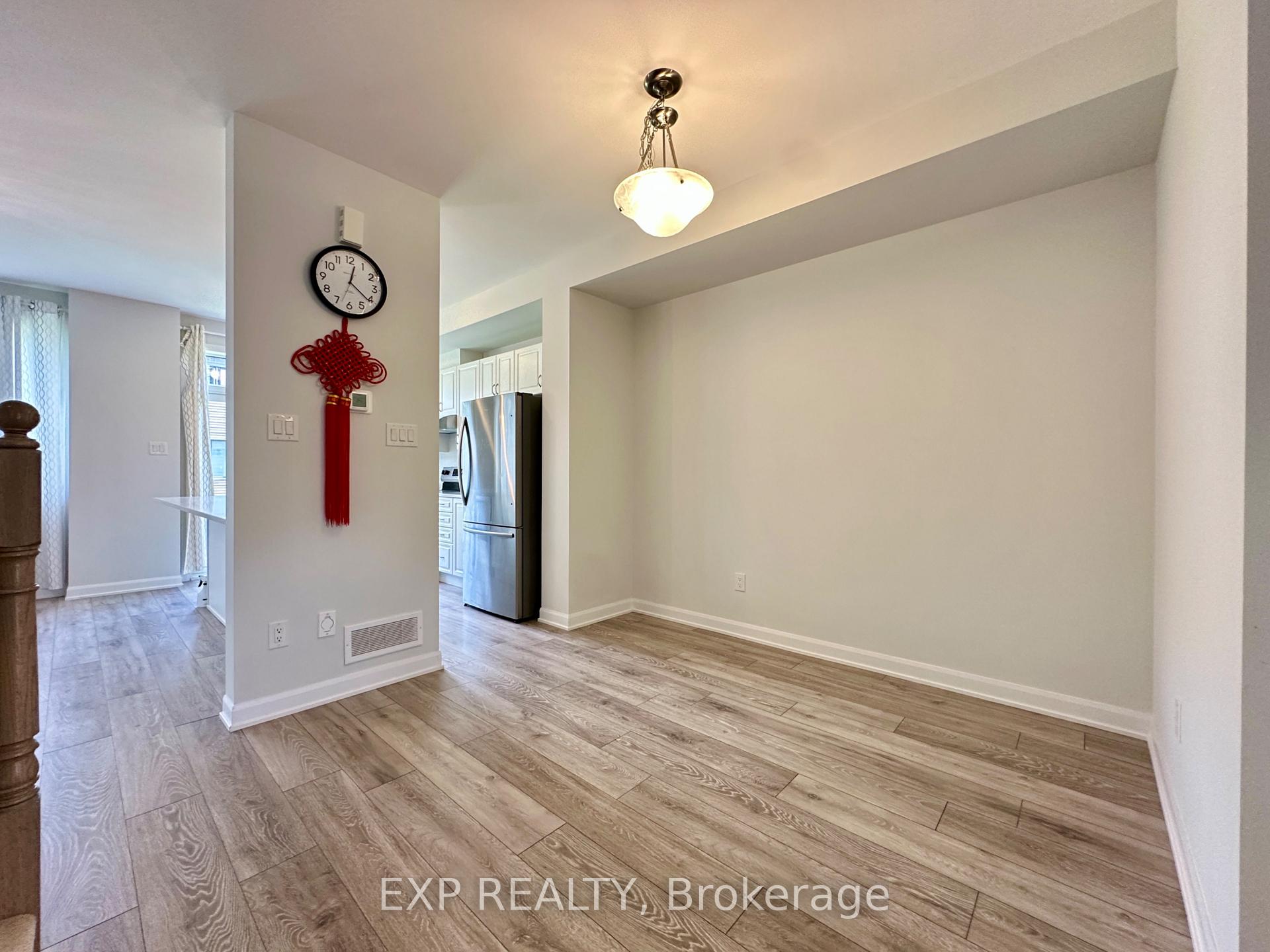 Photo 4 of 725 Cashmere Terrace, Ottawa, Barrhaven - Heritage Park — HOMEH