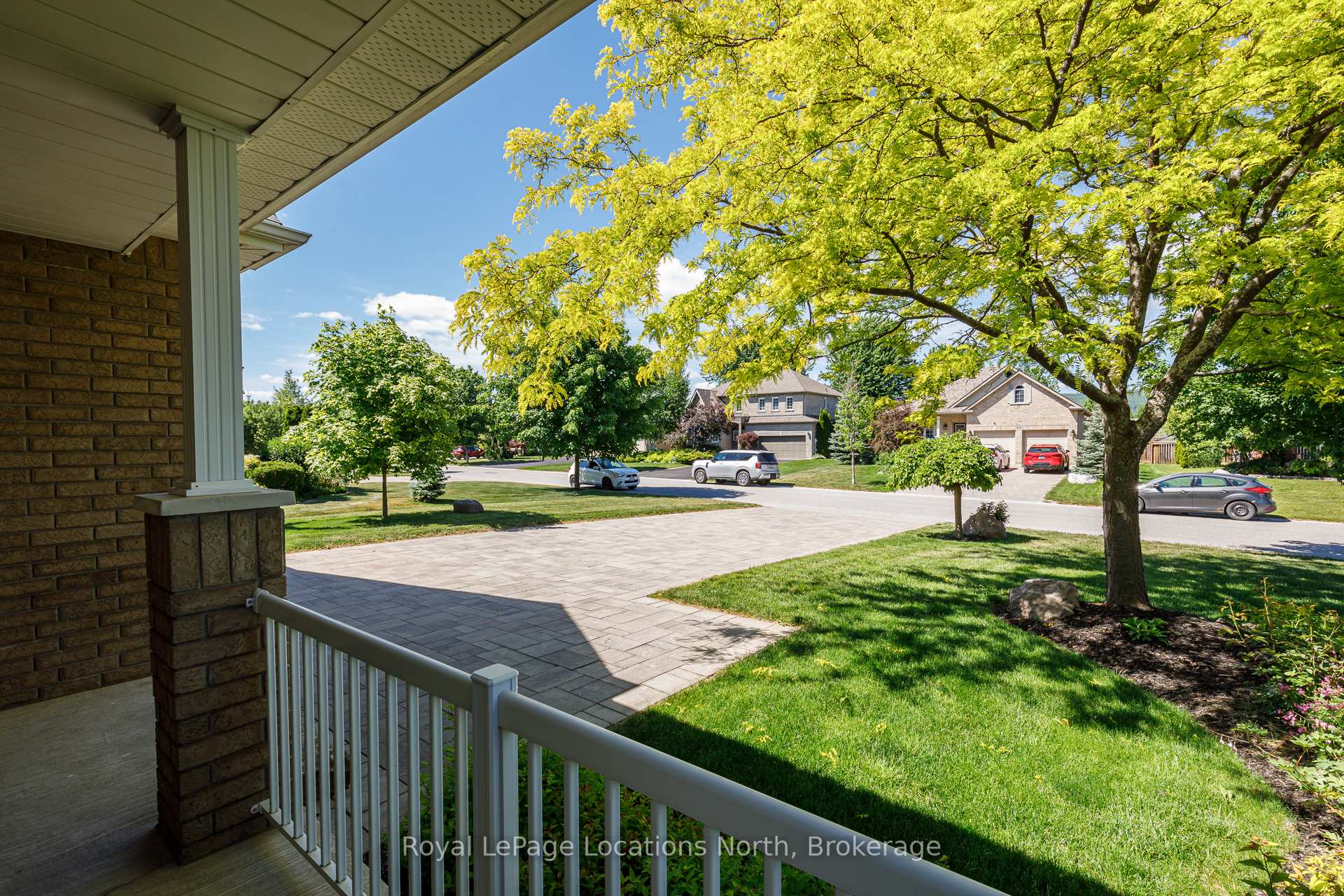 Photo 5 of 19 Kells Crescent, Collingwood — HOMEH