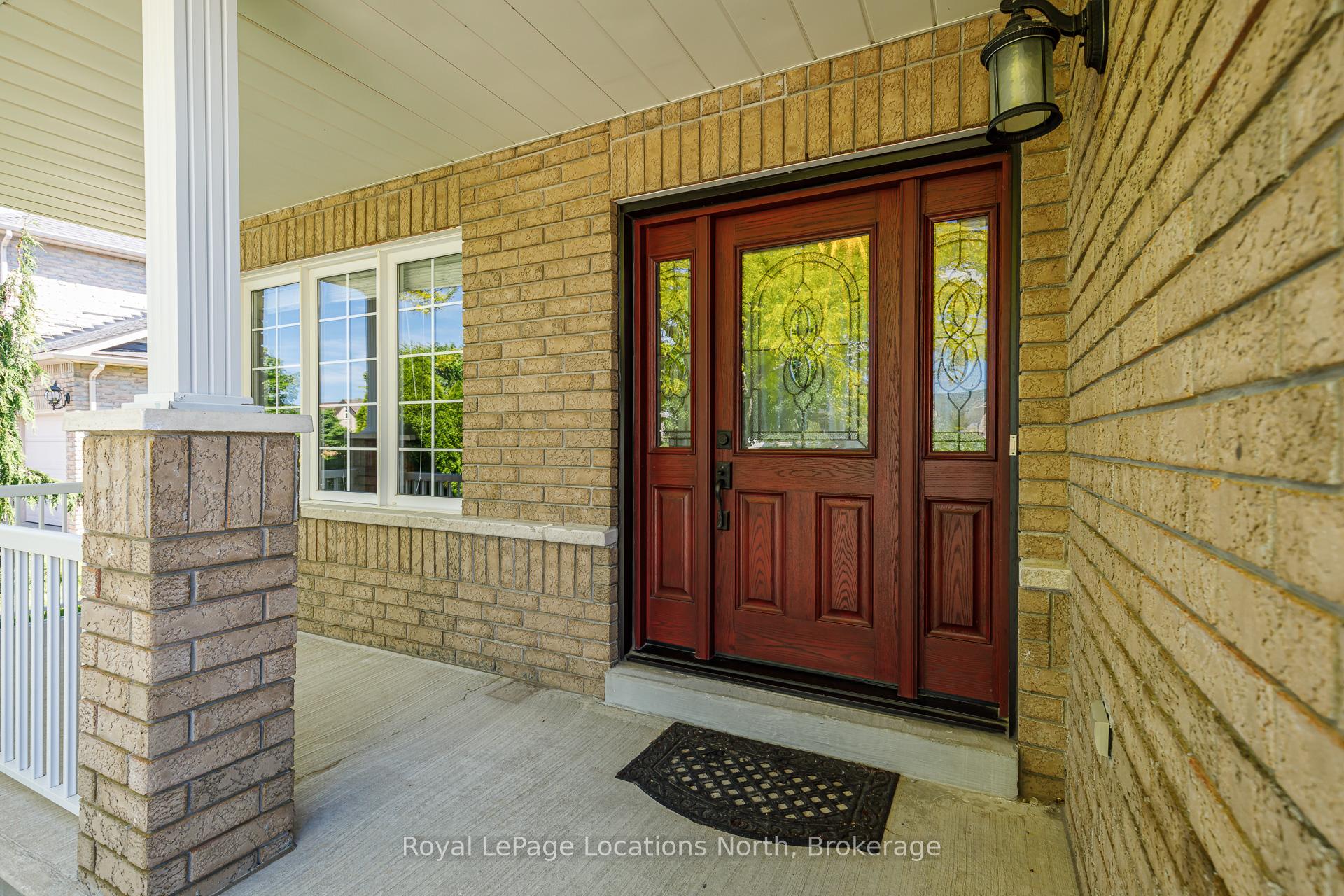 Photo 6 of 19 Kells Crescent, Collingwood — HOMEH
