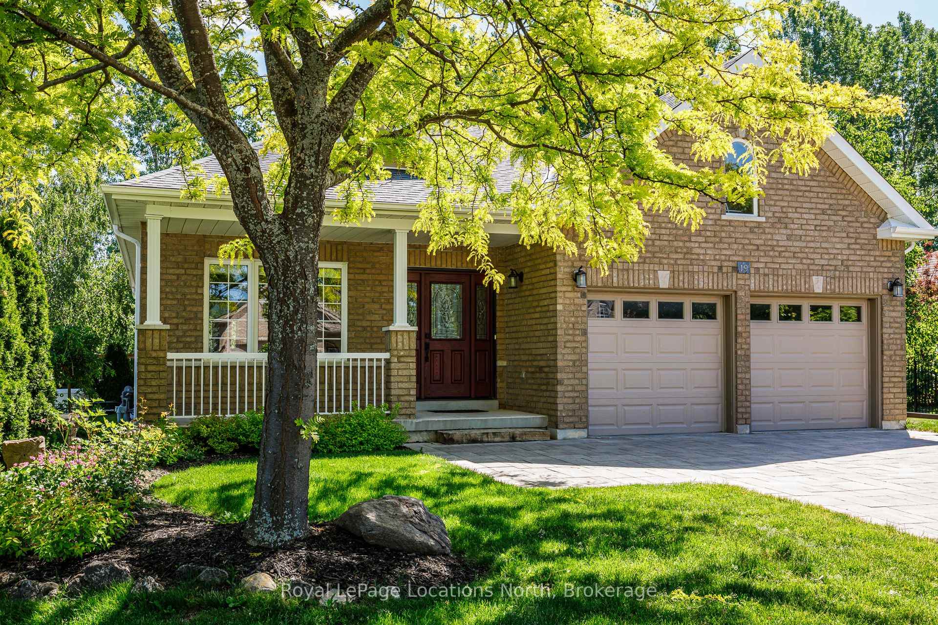 Photo 8 of 19 Kells Crescent, Collingwood — HOMEH