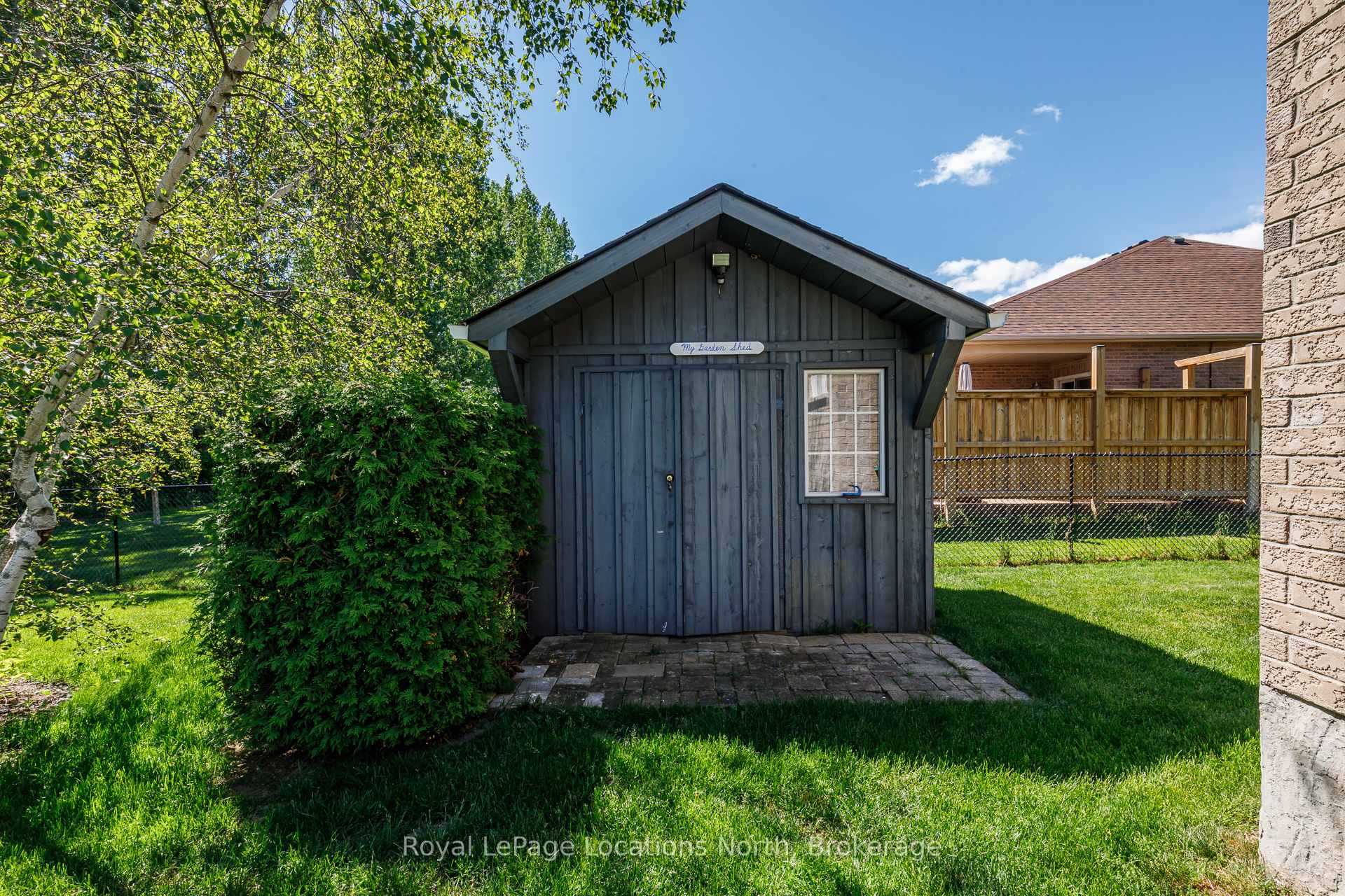Photo 36 of 19 Kells Crescent, Collingwood — HOMEH