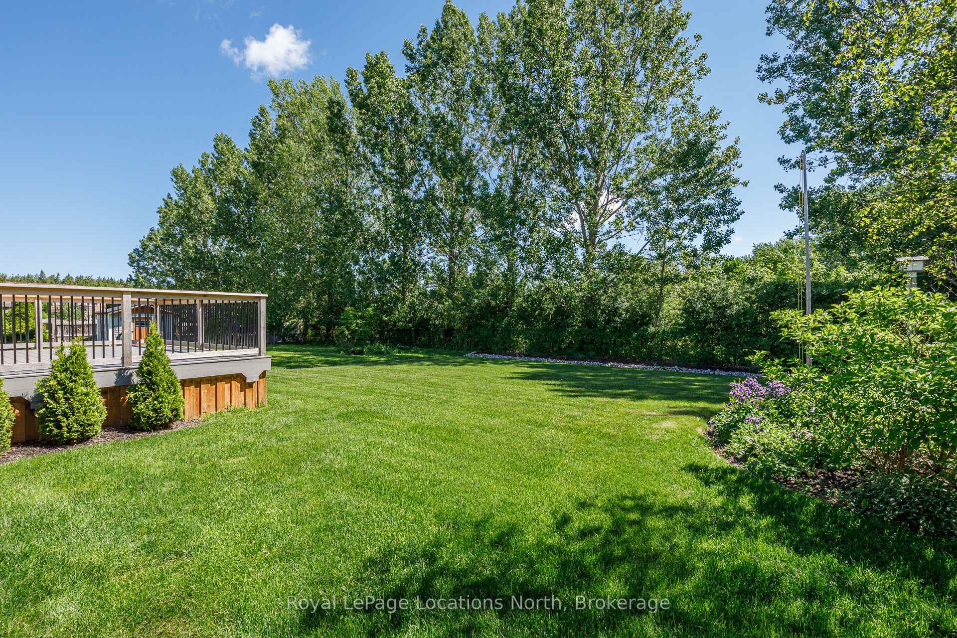 Photo 37 of 19 Kells Crescent, Collingwood — HOMEH