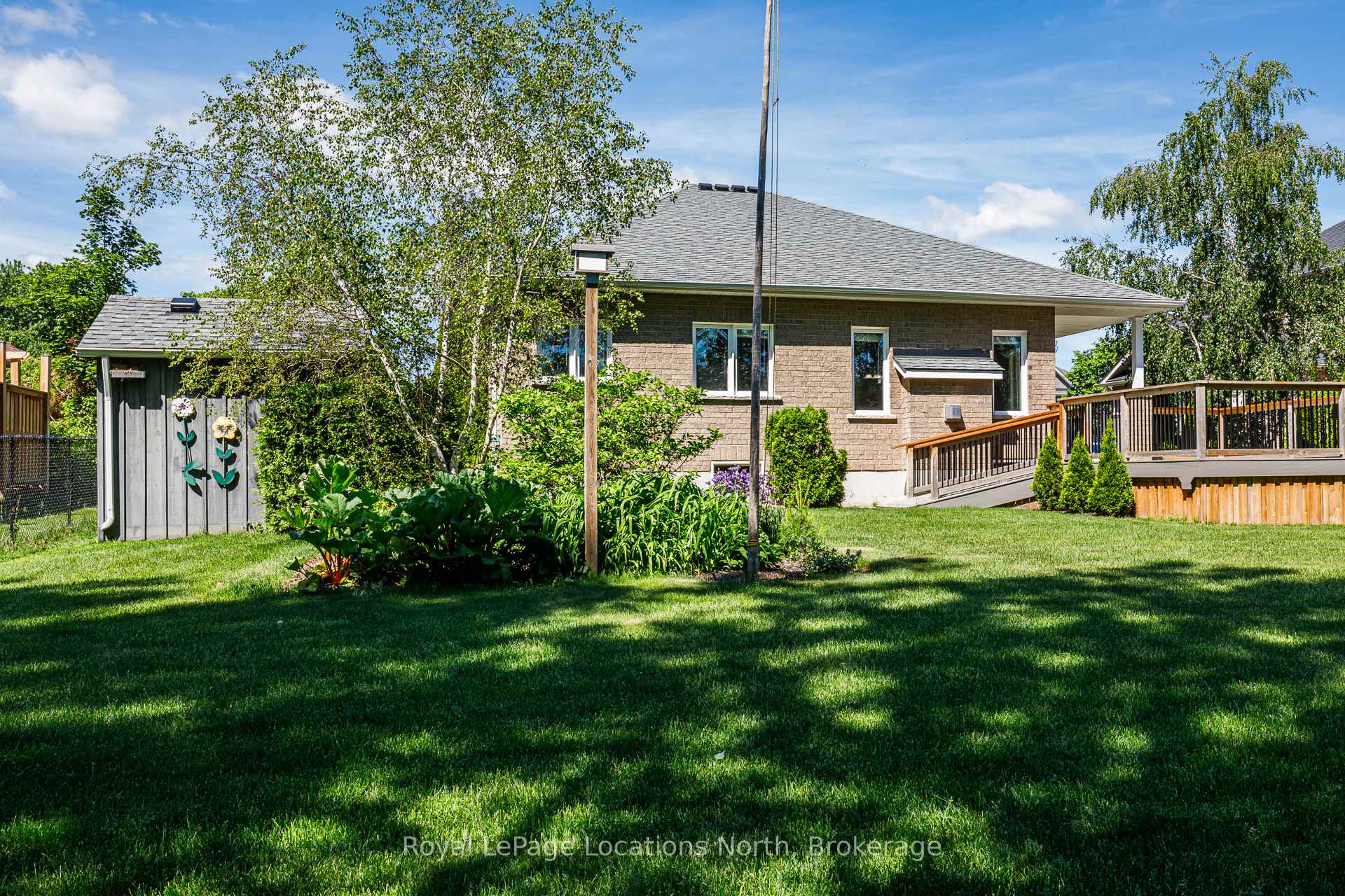 Photo 39 of 19 Kells Crescent, Collingwood — HOMEH